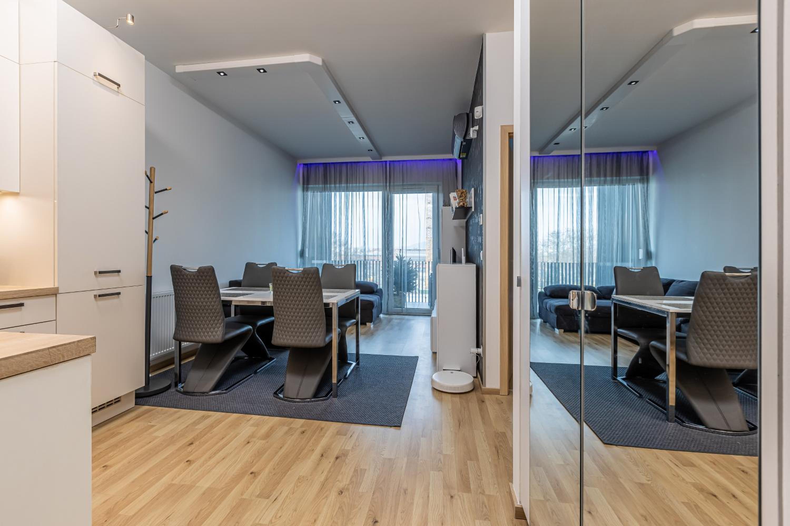 Bay Shore Flat view 5