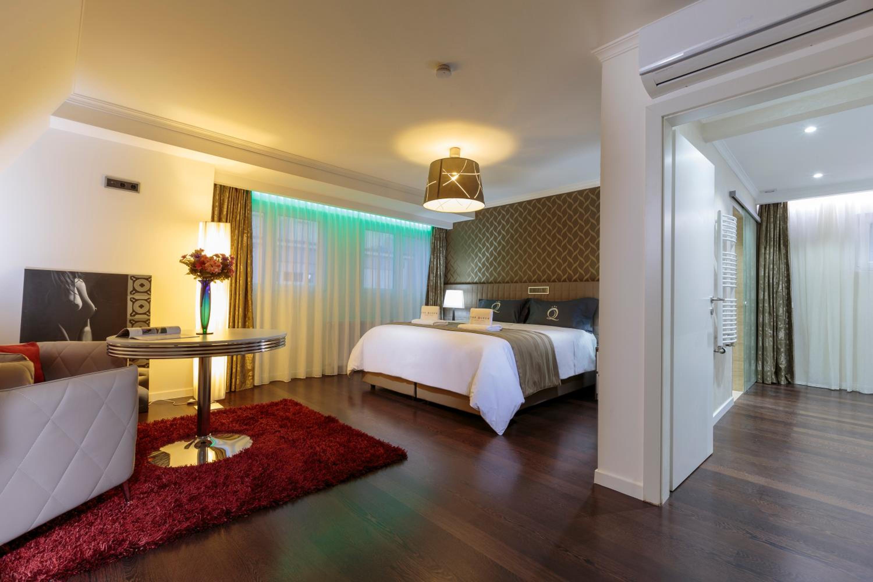 The Queen Luxury Apartments - Villa Vinicia