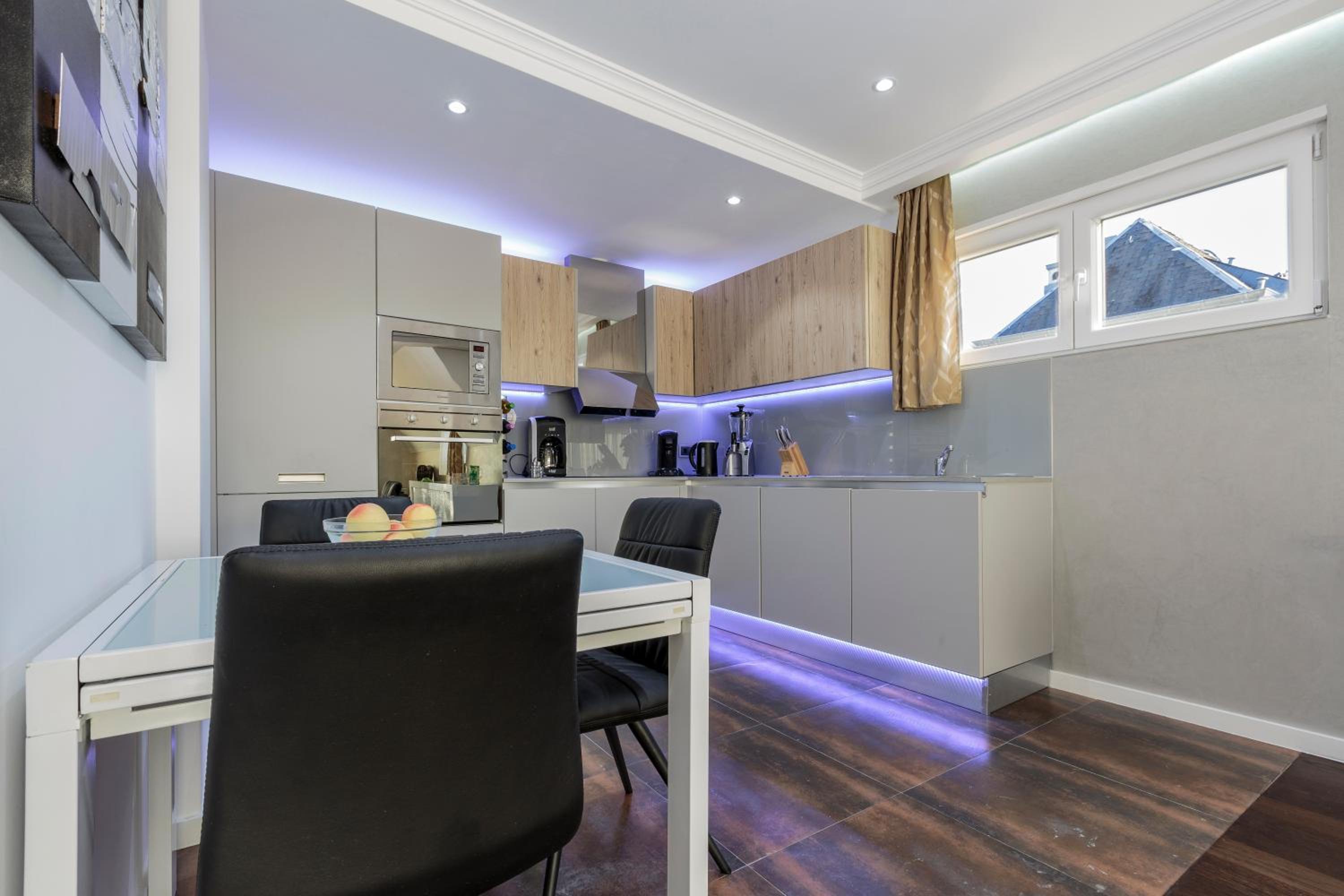 The Queen Luxury Apartments - Villa Vinicia