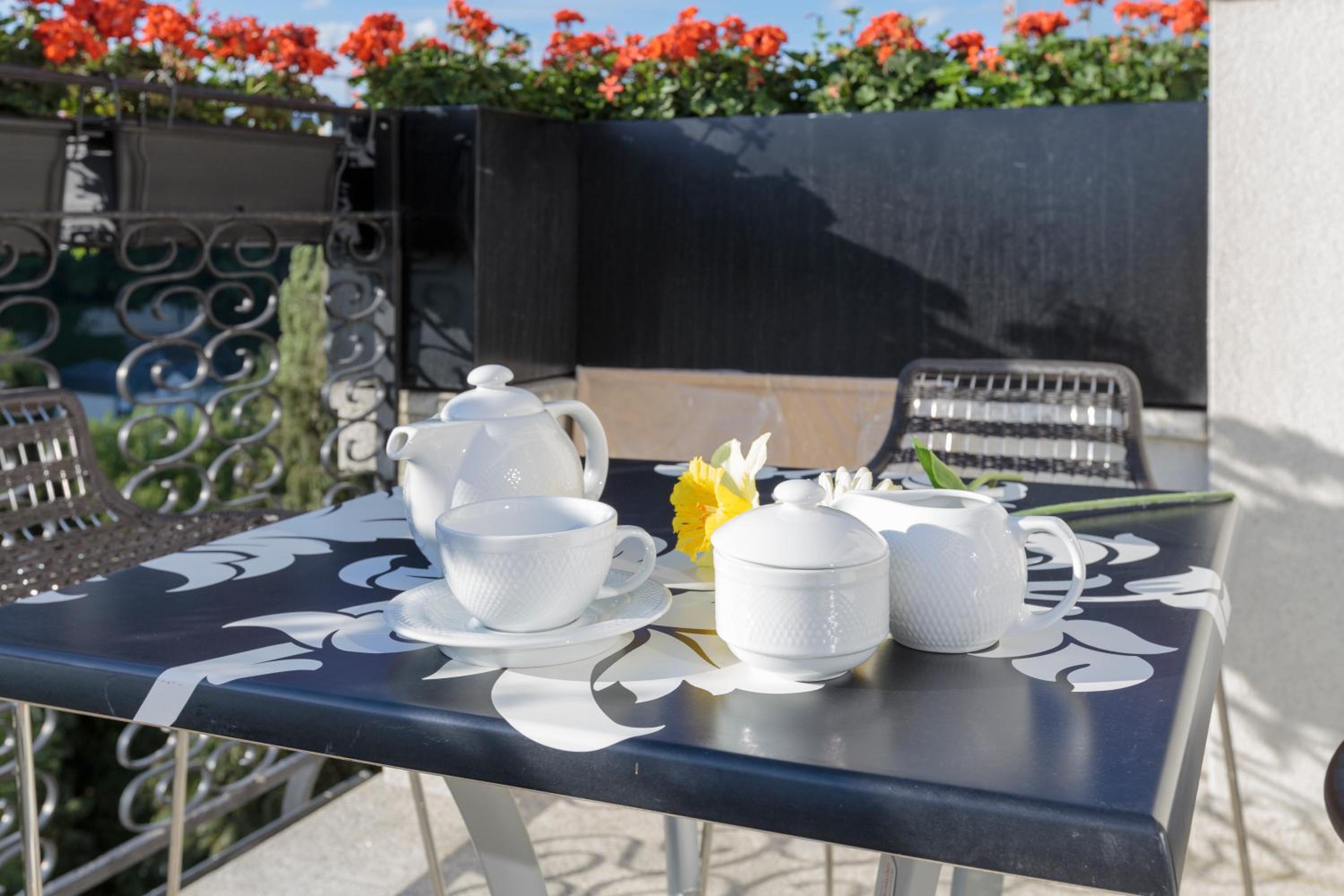 The Queen Luxury Apartments - Villa Vinicia