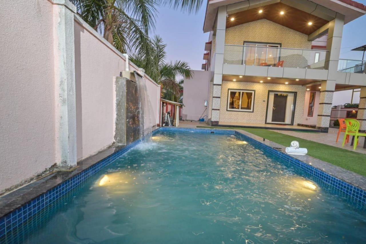 PLAM HOUSE