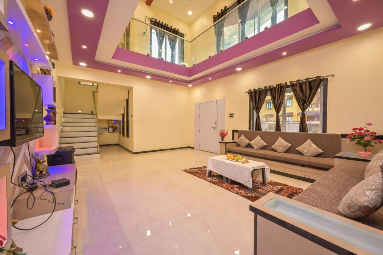 PLAM HOUSE