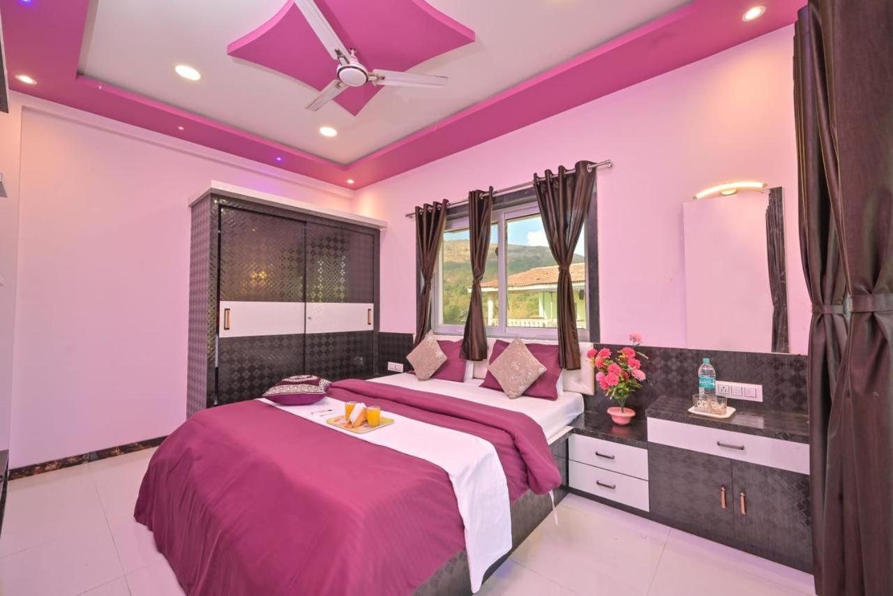 PLAM HOUSE