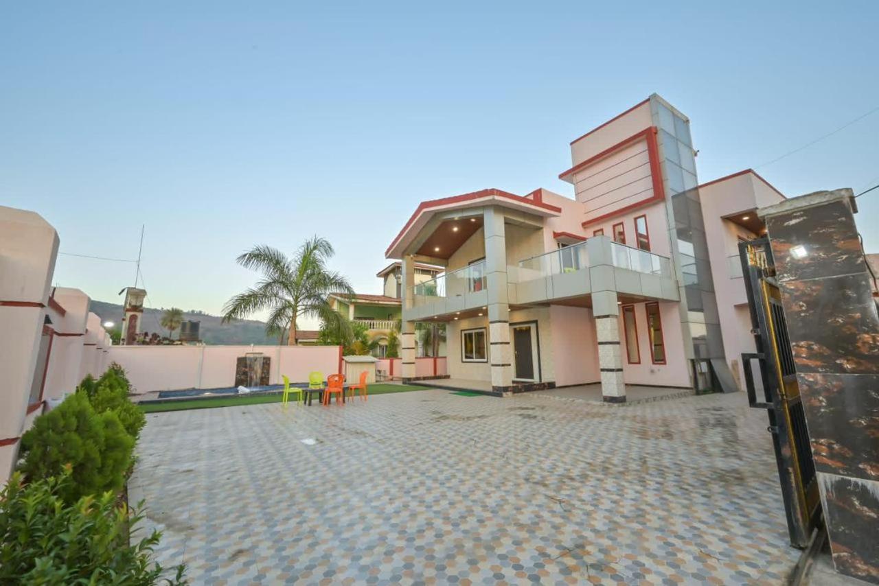 PLAM HOUSE