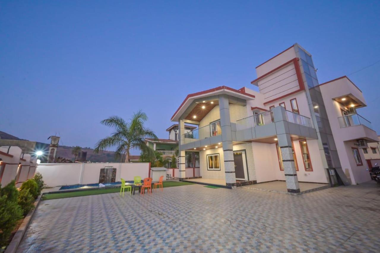 PLAM HOUSE