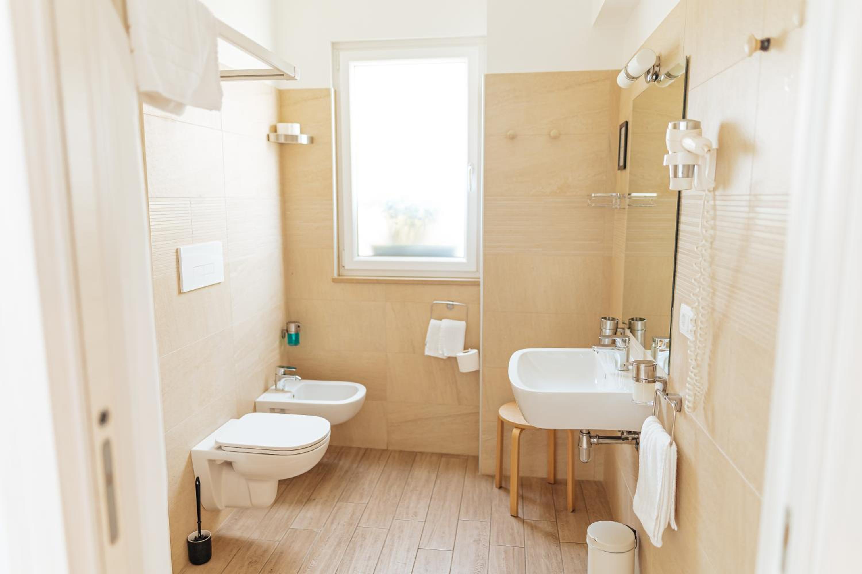 Cufà en Pescara — bathroom