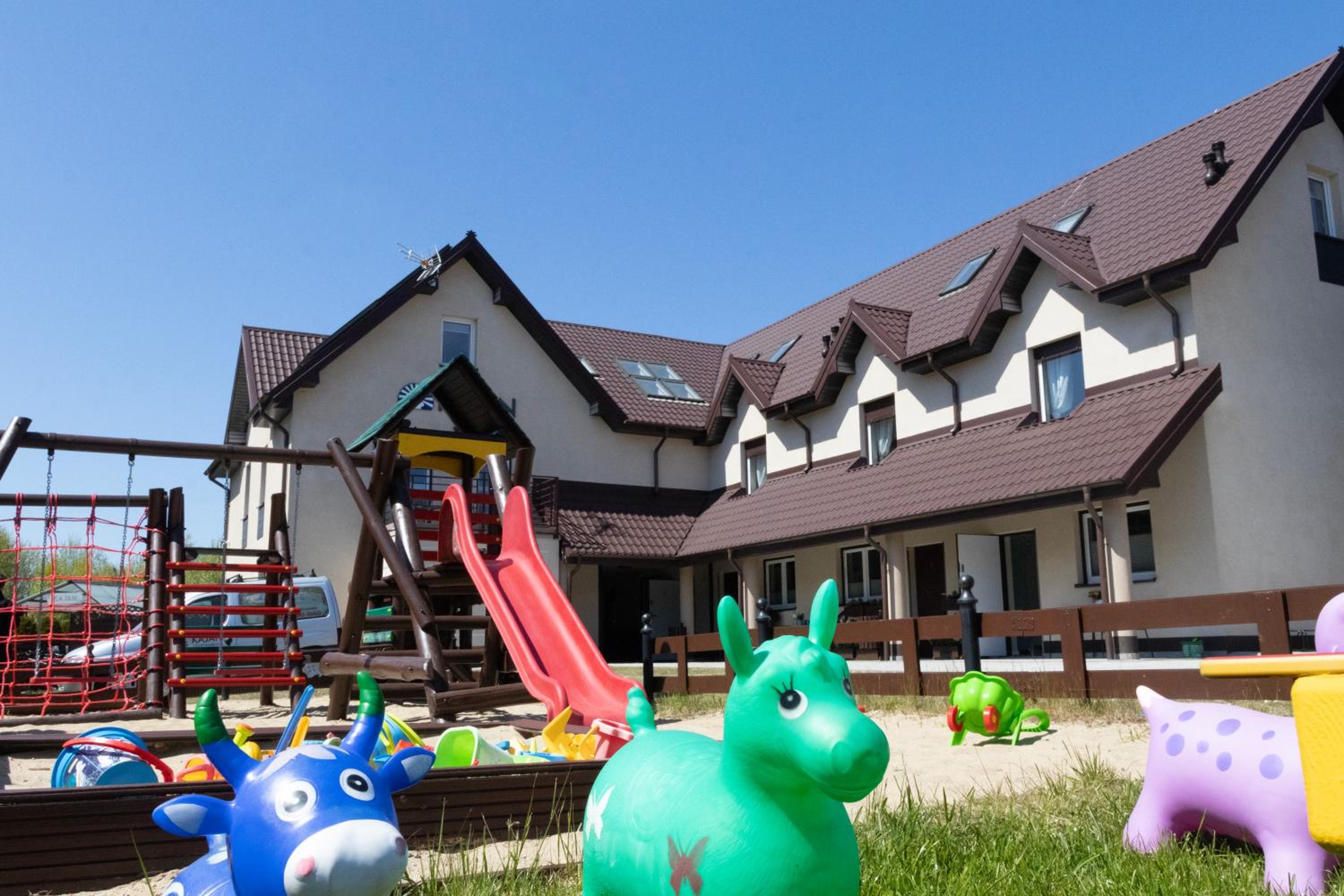 Apartamenty, Domki i Pokoje ze śniadaniem Kajan