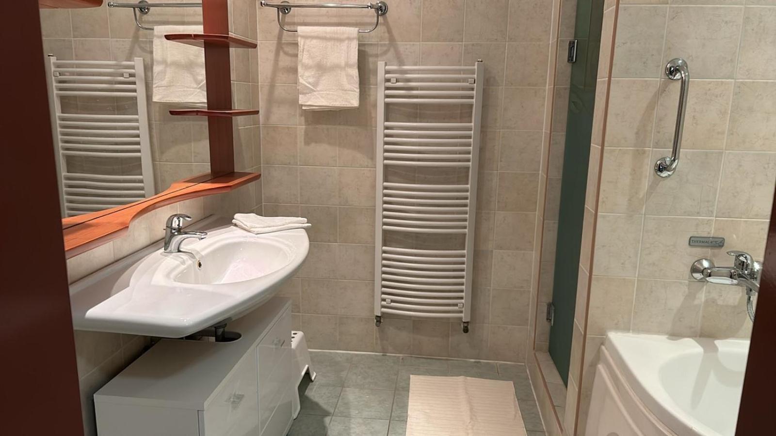 KAROS WELLNESS HAPPINESS & LIFESTYLE APARTMAN view 5