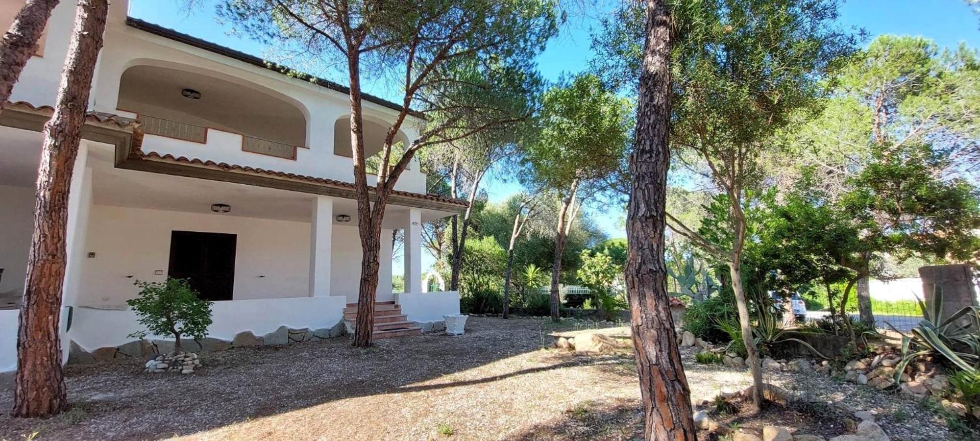 VILLA PIETRAMARINA CALA LIBEROTTO appartamento 6 posti