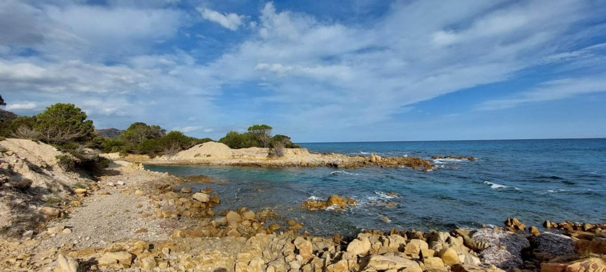 VILLA PIETRAMARINA CALA LIBEROTTO appartamento 6 posti