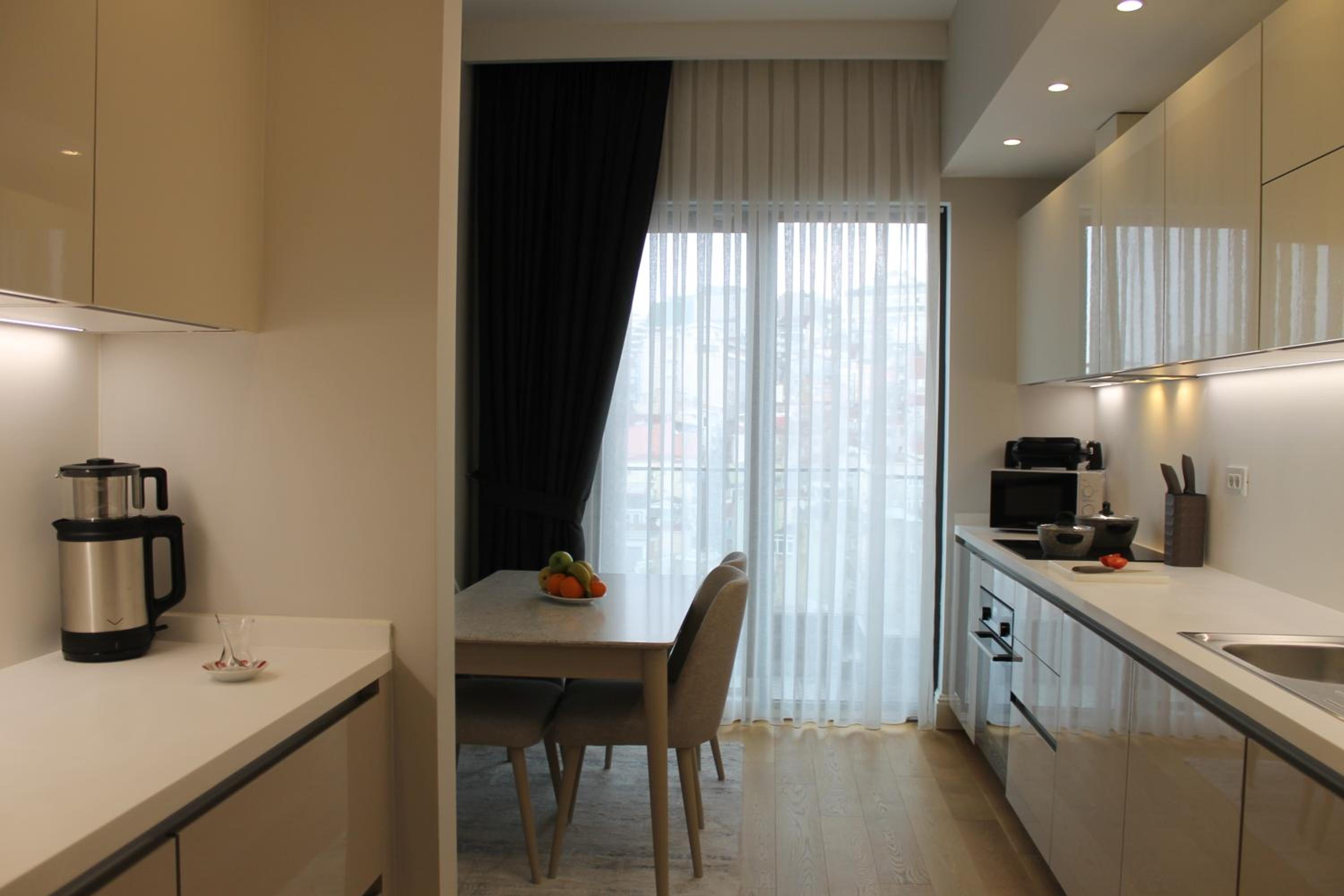 Garlon Residence - Image 241