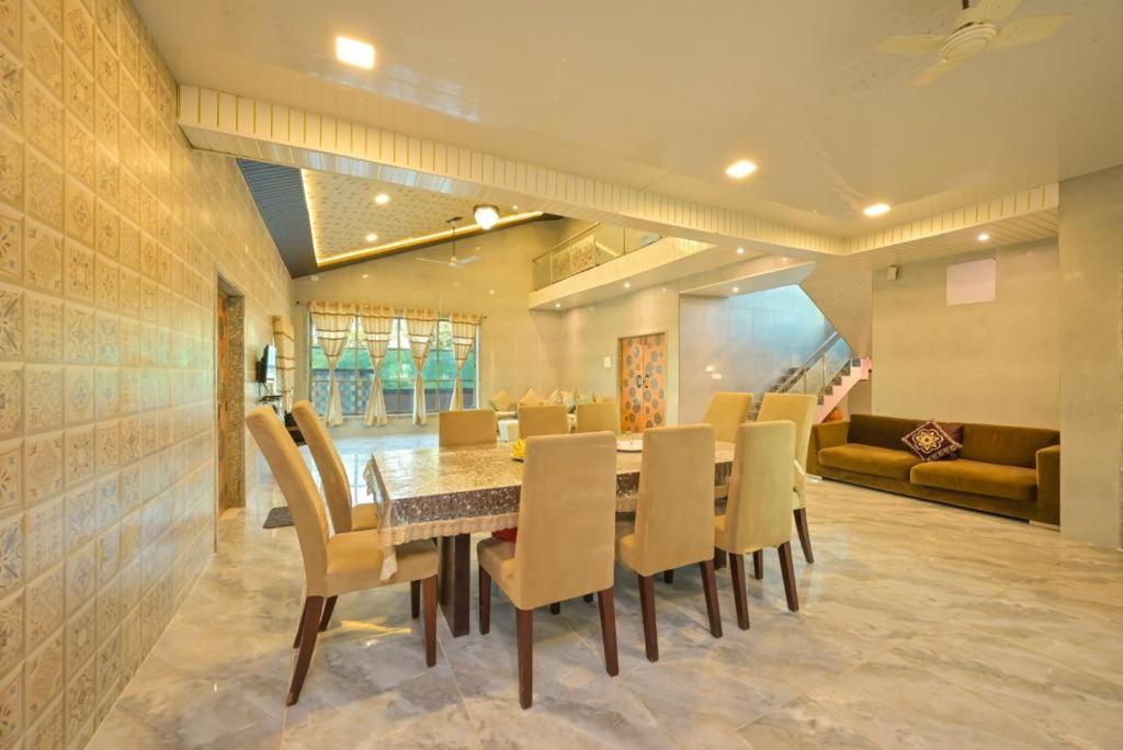 Auspicious Abode