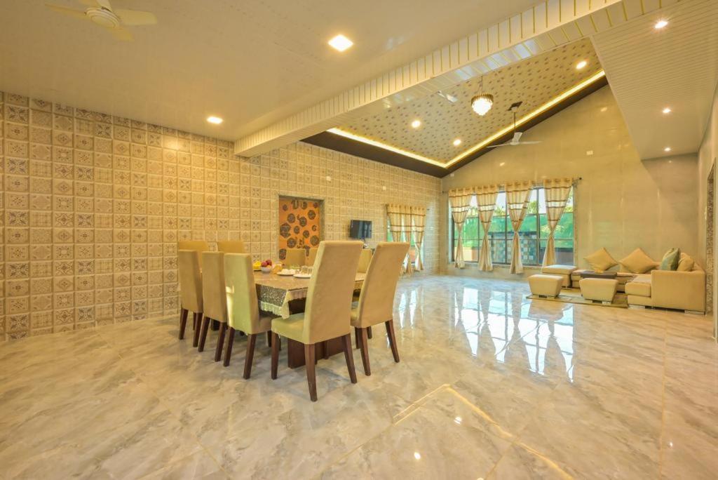 Auspicious Abode