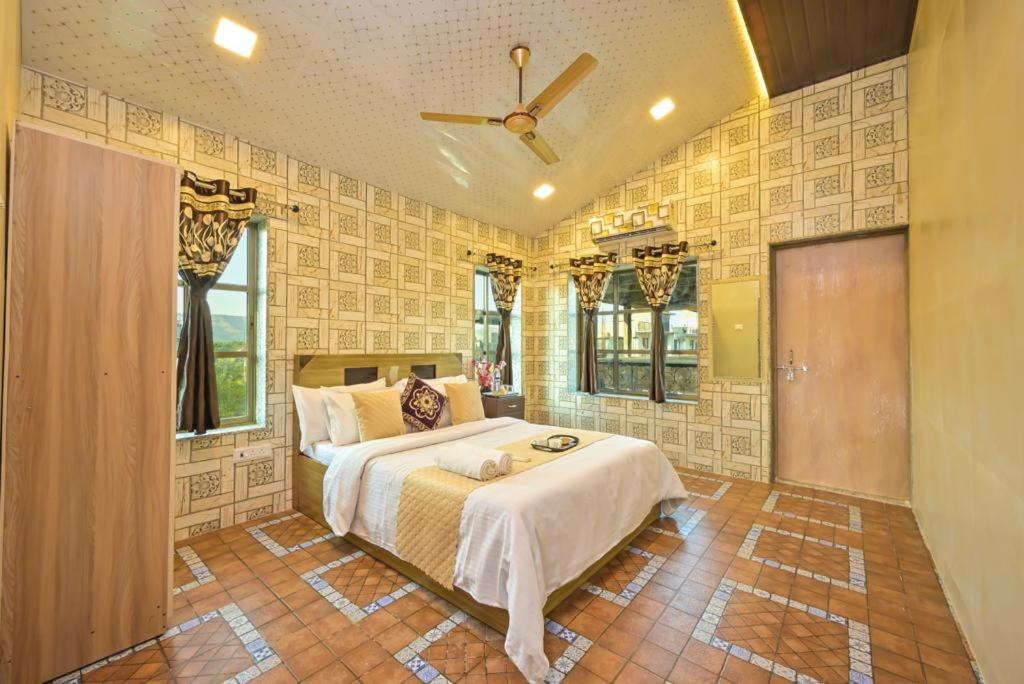 Auspicious Abode
