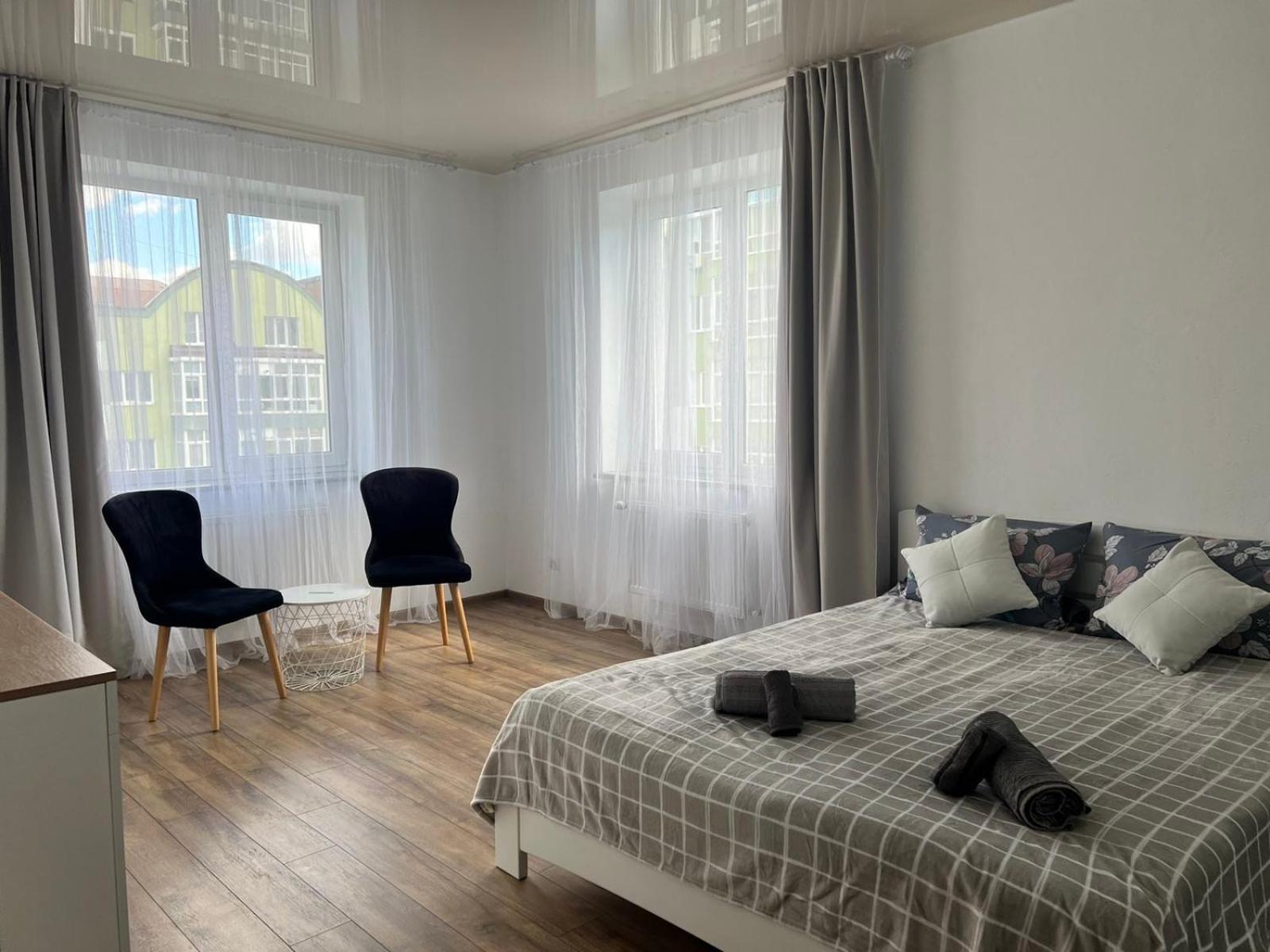 Gold Apartment Vysochana18