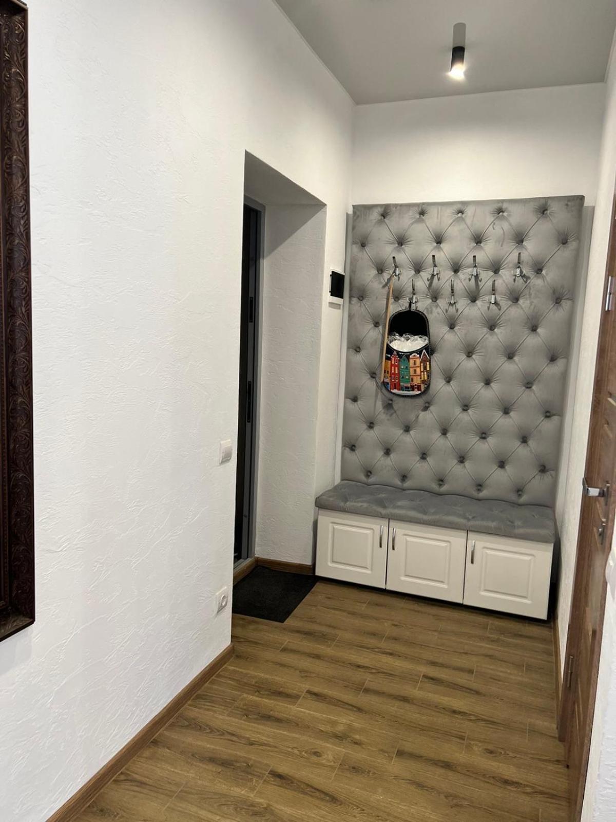 Gold Apartment Vysochana18