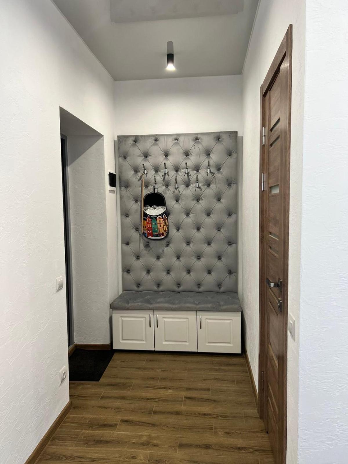 Gold Apartment Vysochana18