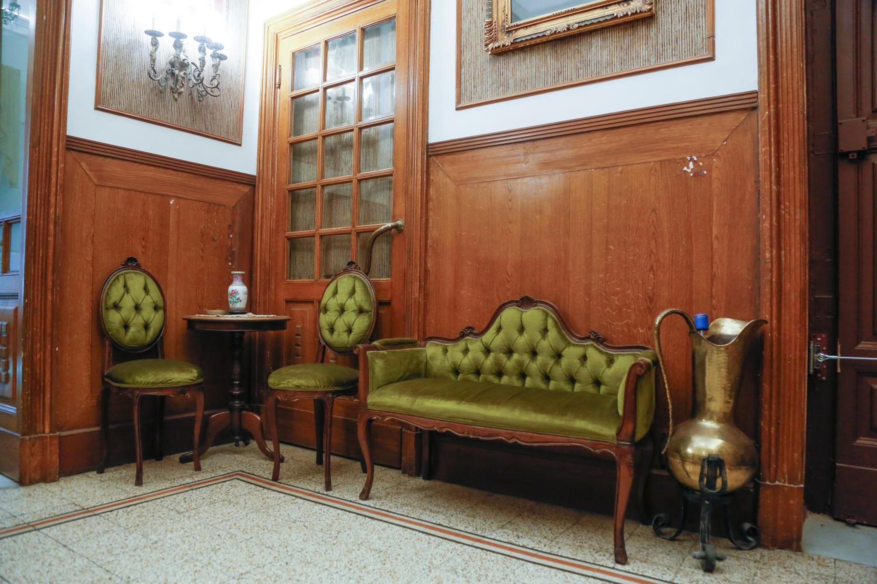 lounge
