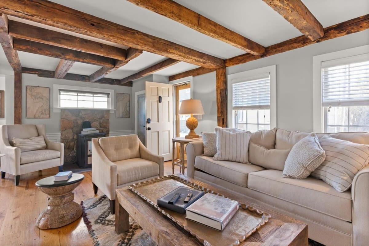 Circa 1789 Historic South End Downtown Home view 3