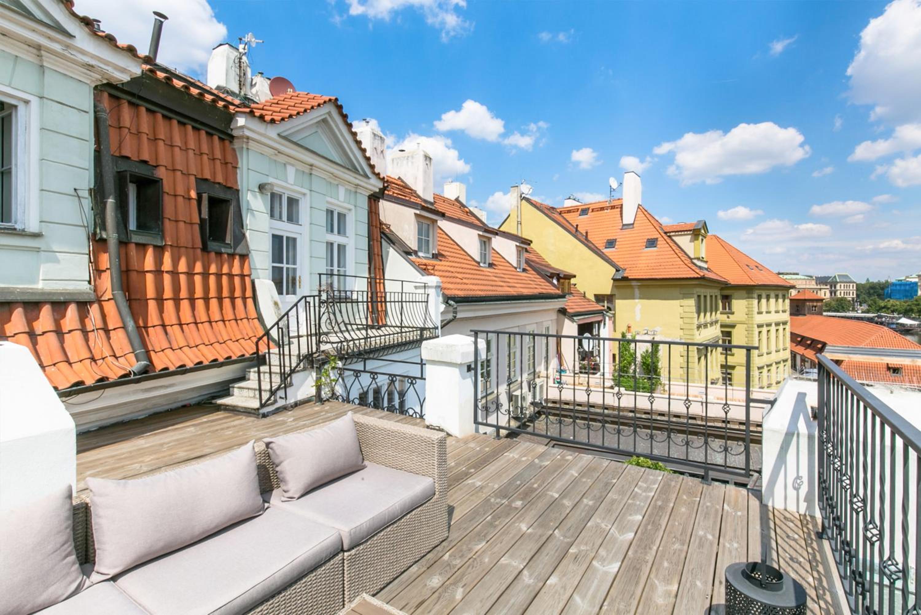 Residence Charles Bridge