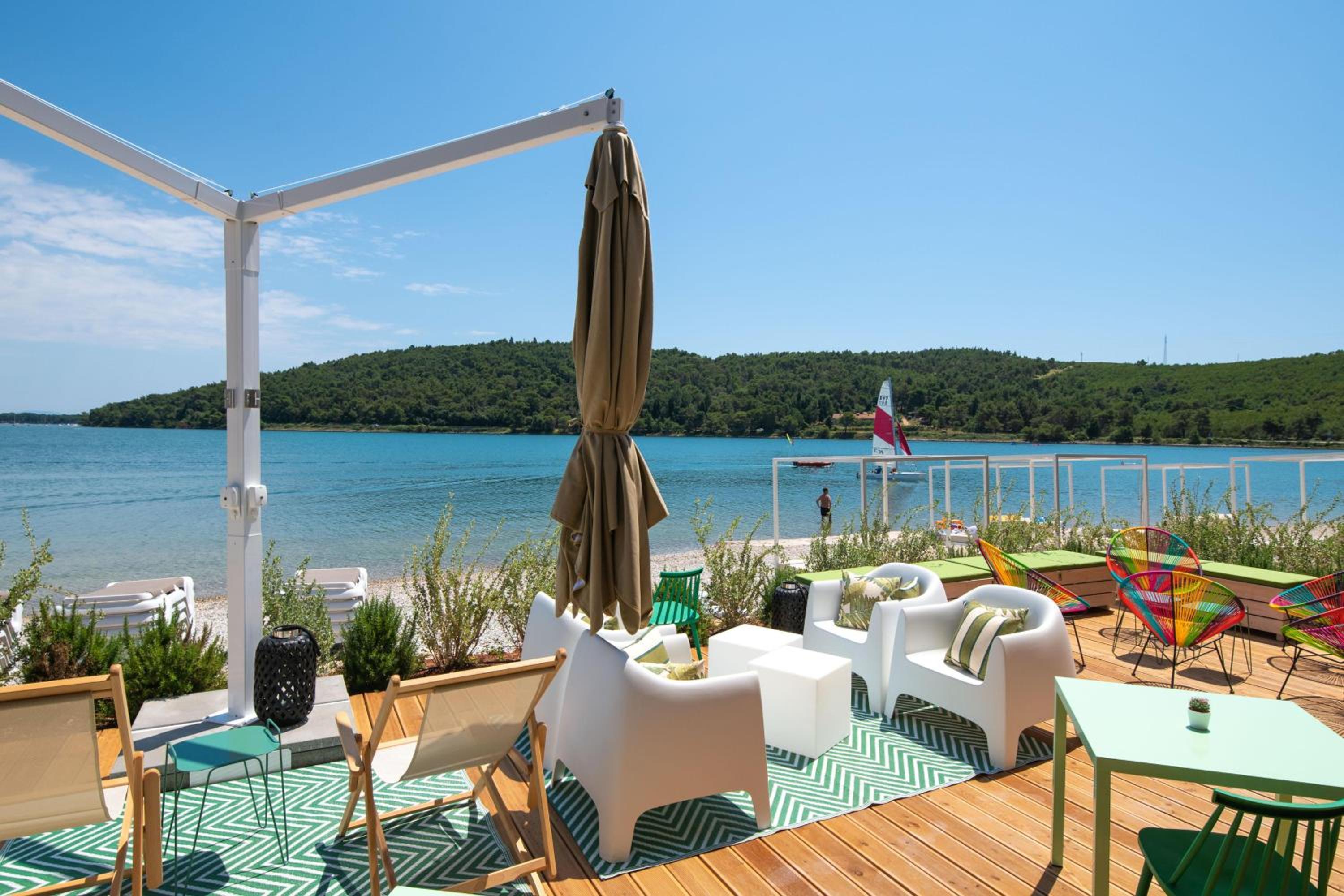 Arena One 99 Glamping