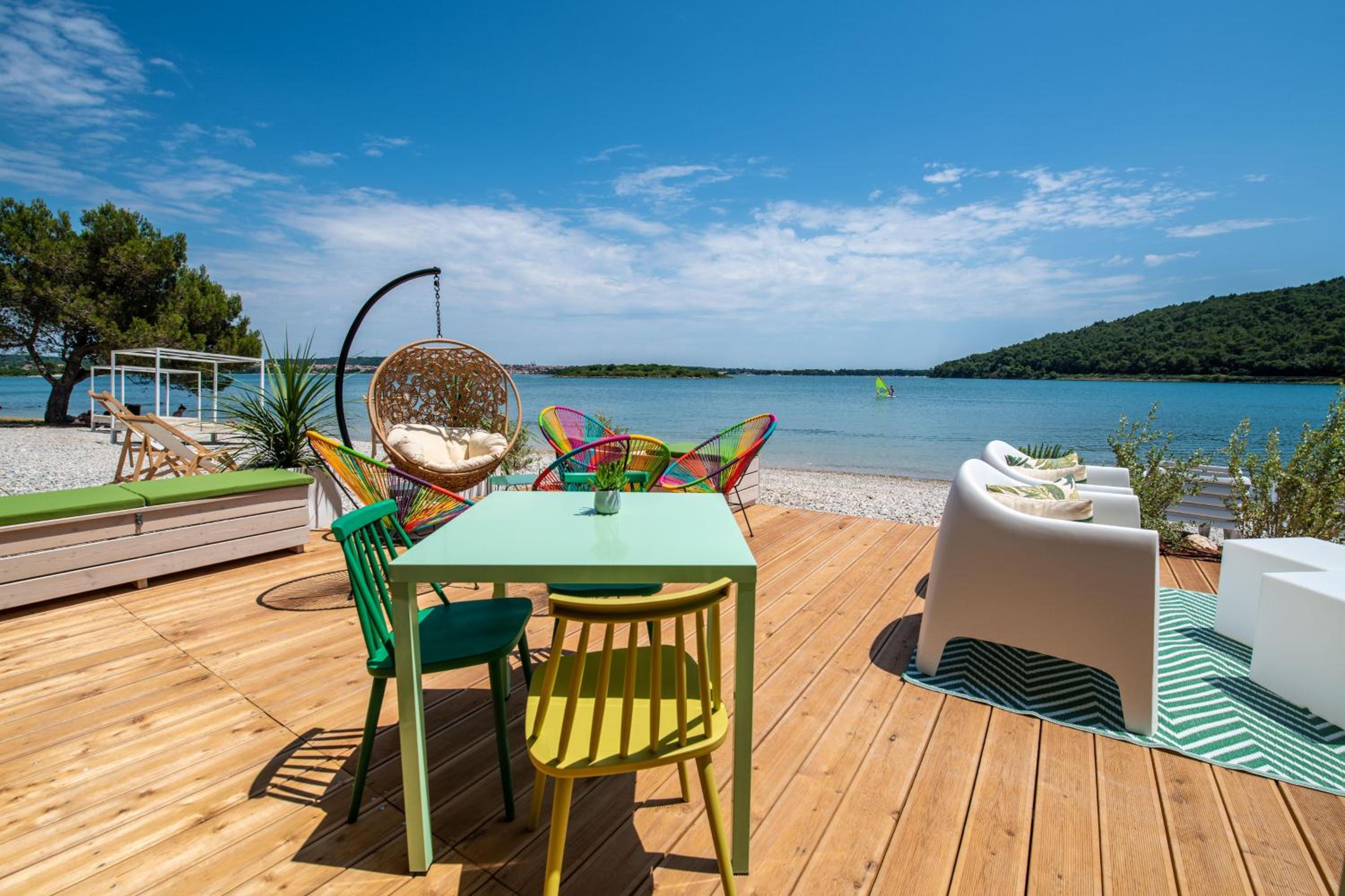 Arena One 99 Glamping
