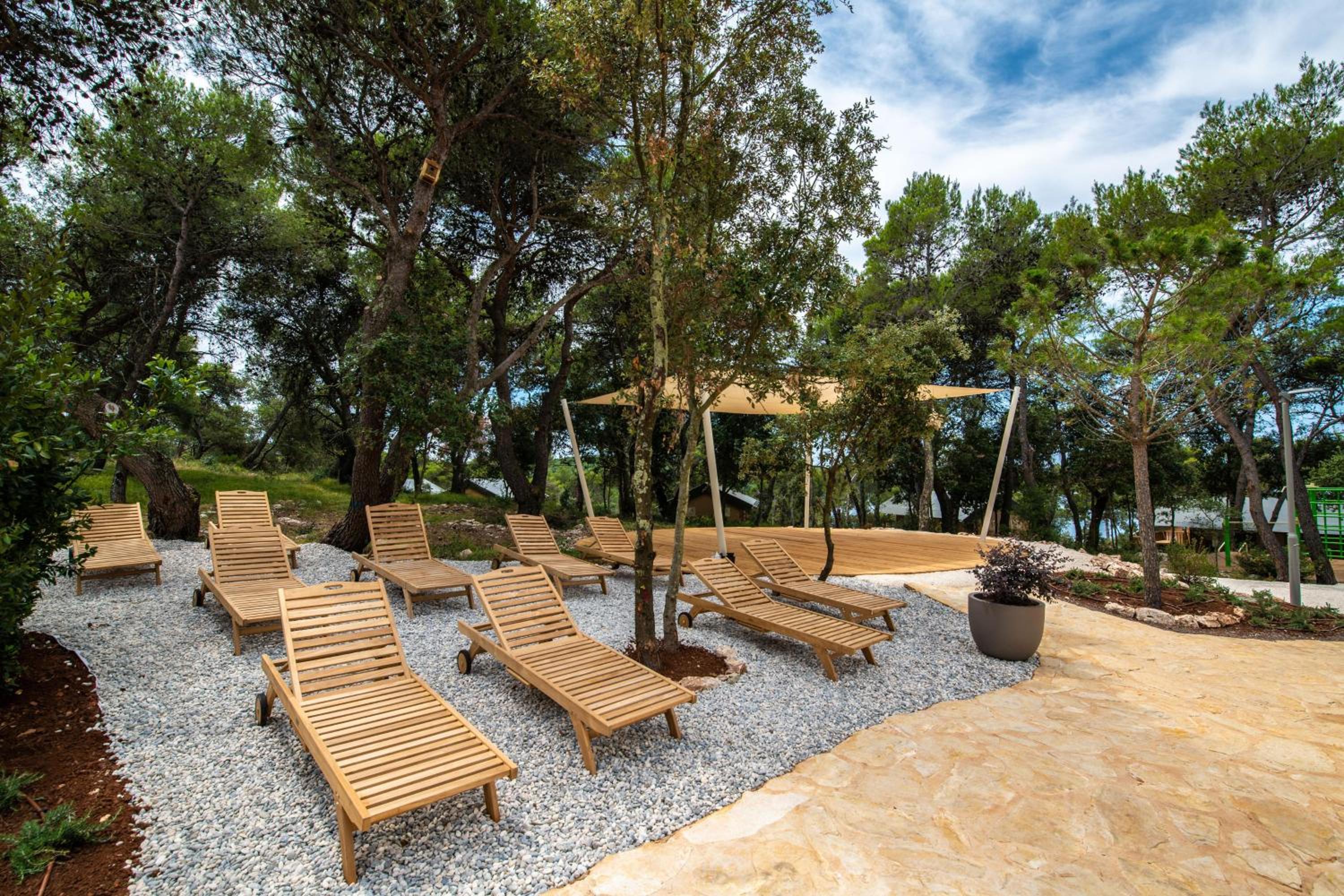 Arena One 99 Glamping