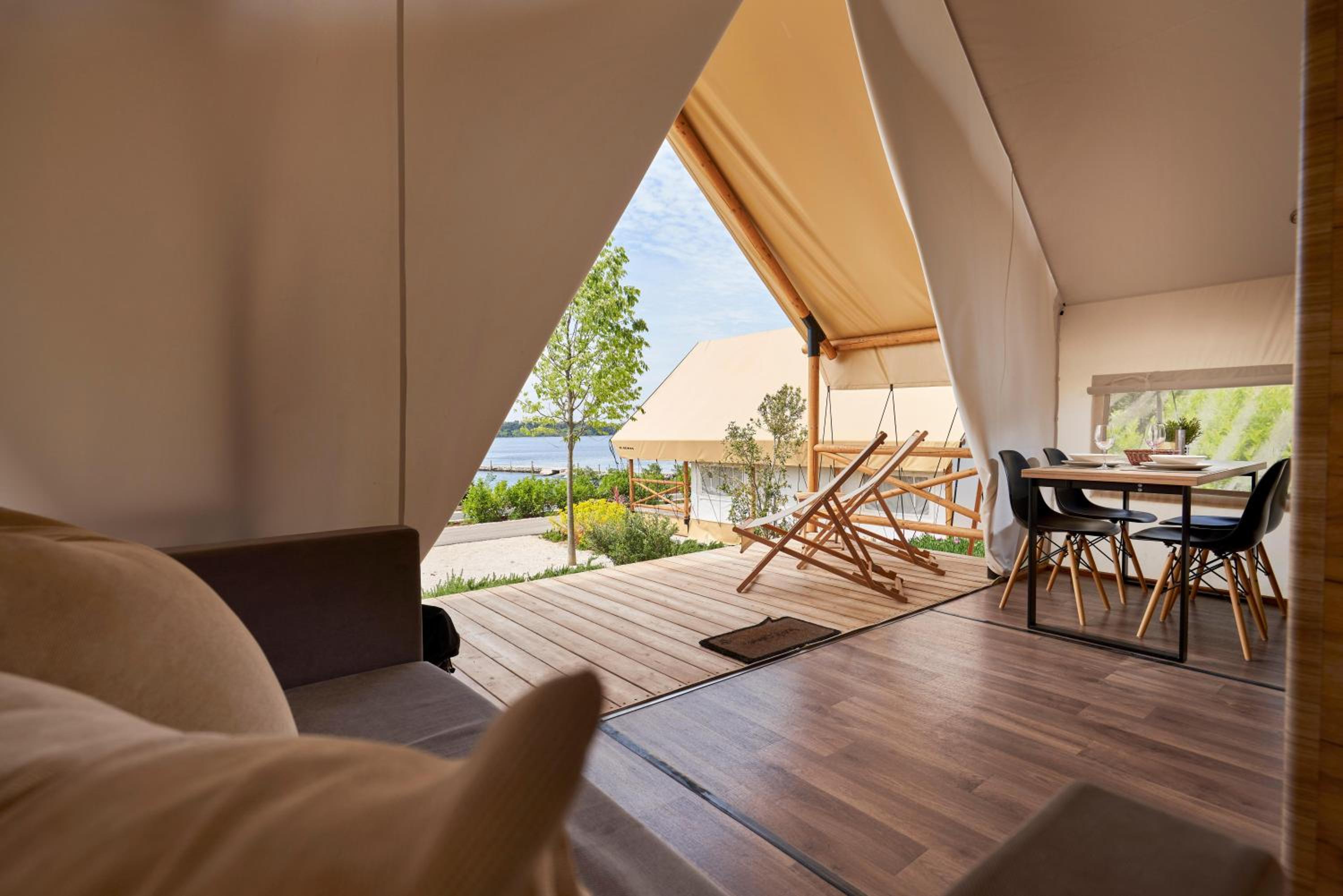 Arena One 99 Glamping
