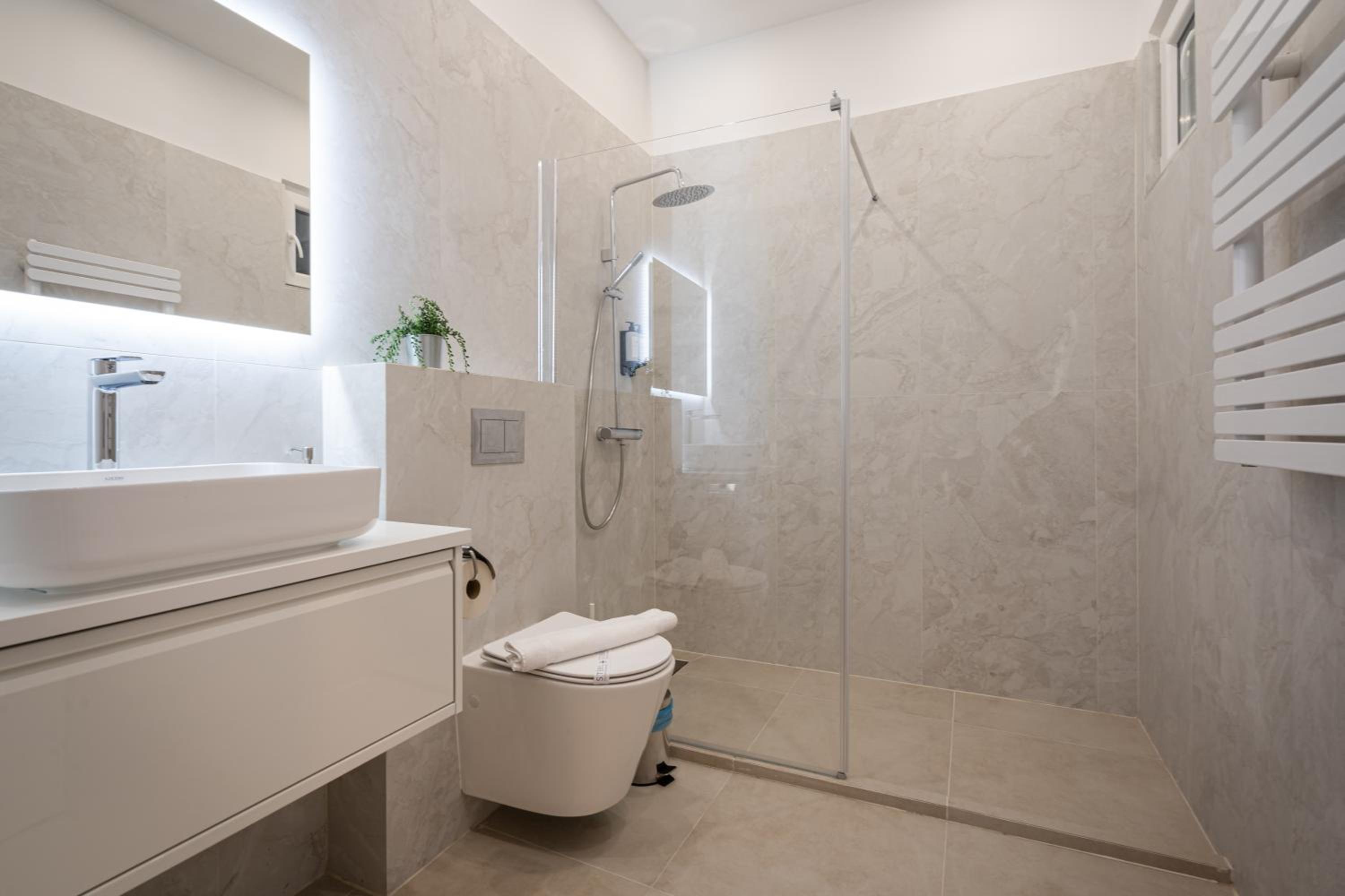 D54 Boutique Apartments Best location by BQA view 5