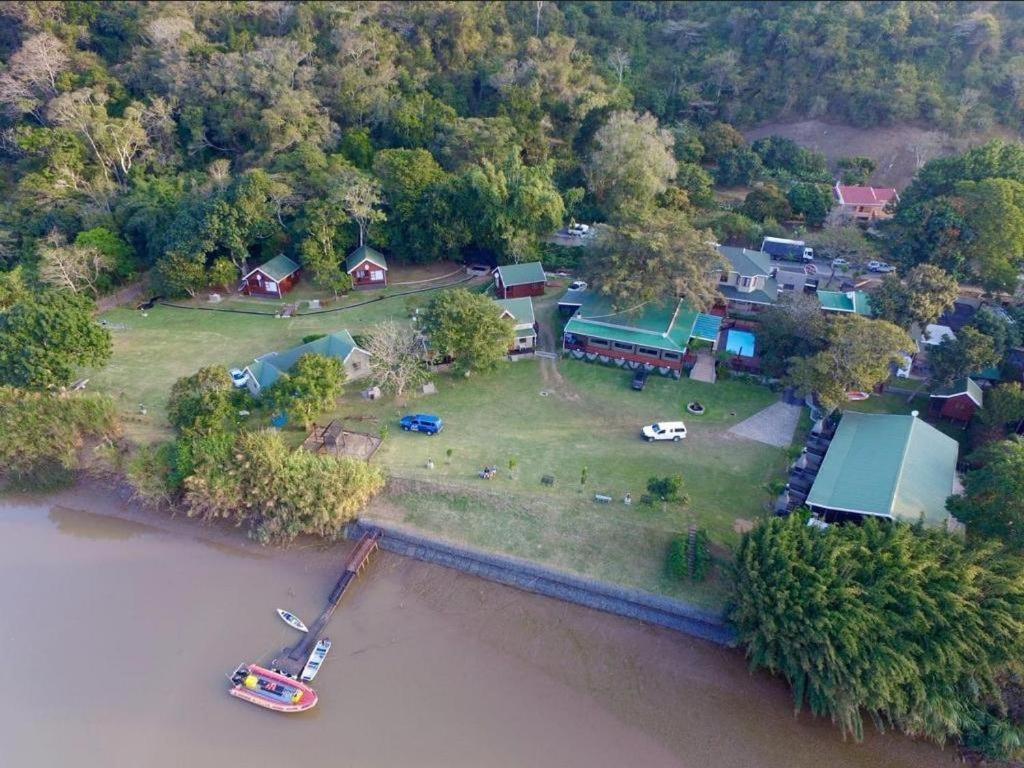 Port St Johns River Lodge view 3
