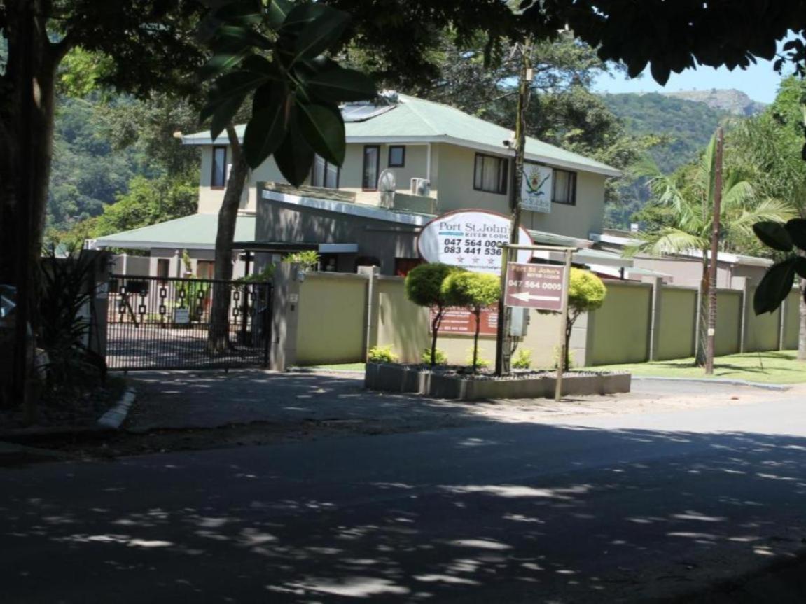Port St Johns River Lodge view 5