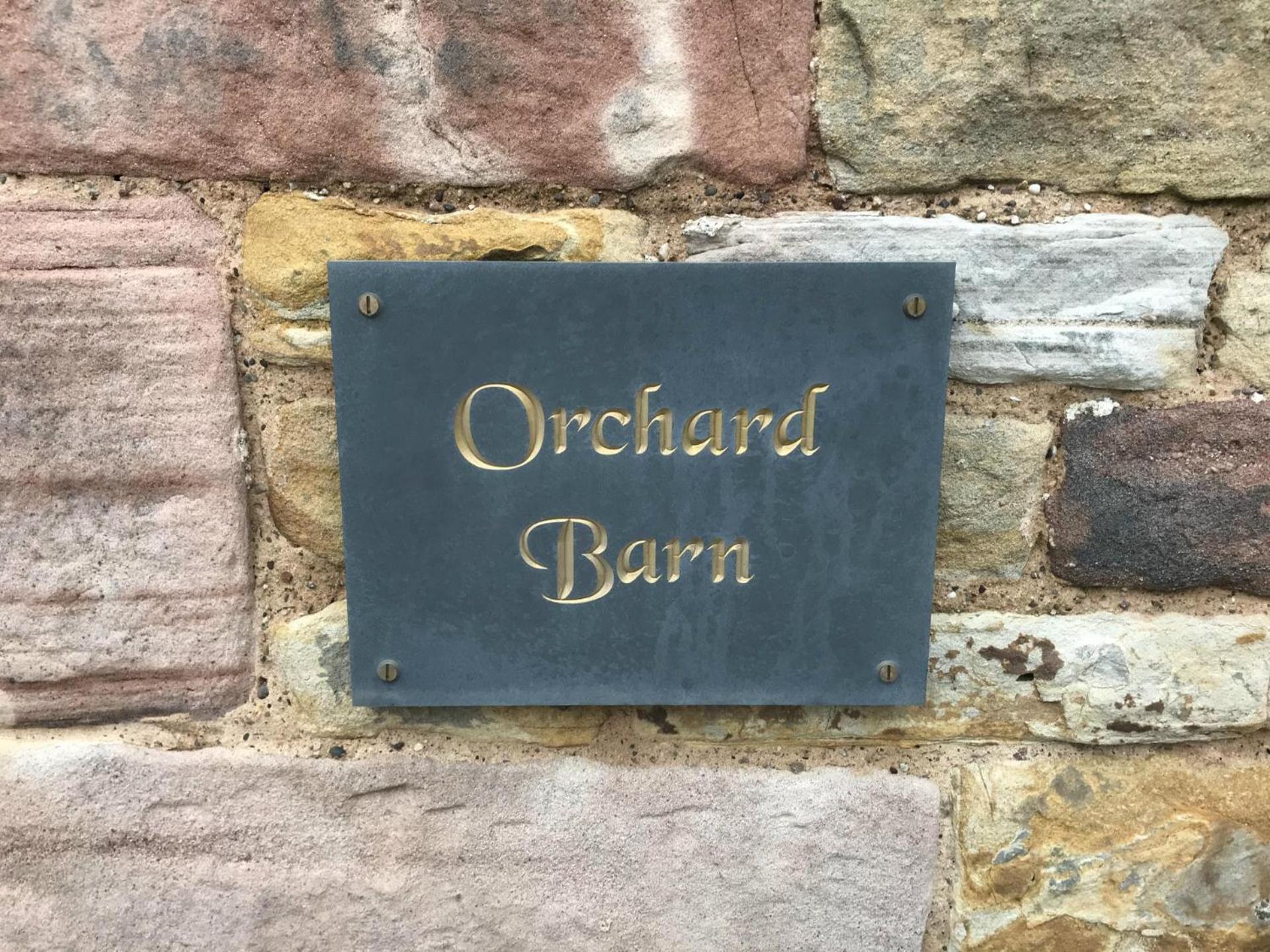 Barn-Sleeps 4-Parking-Near Alton Towers Peak Dist view 2