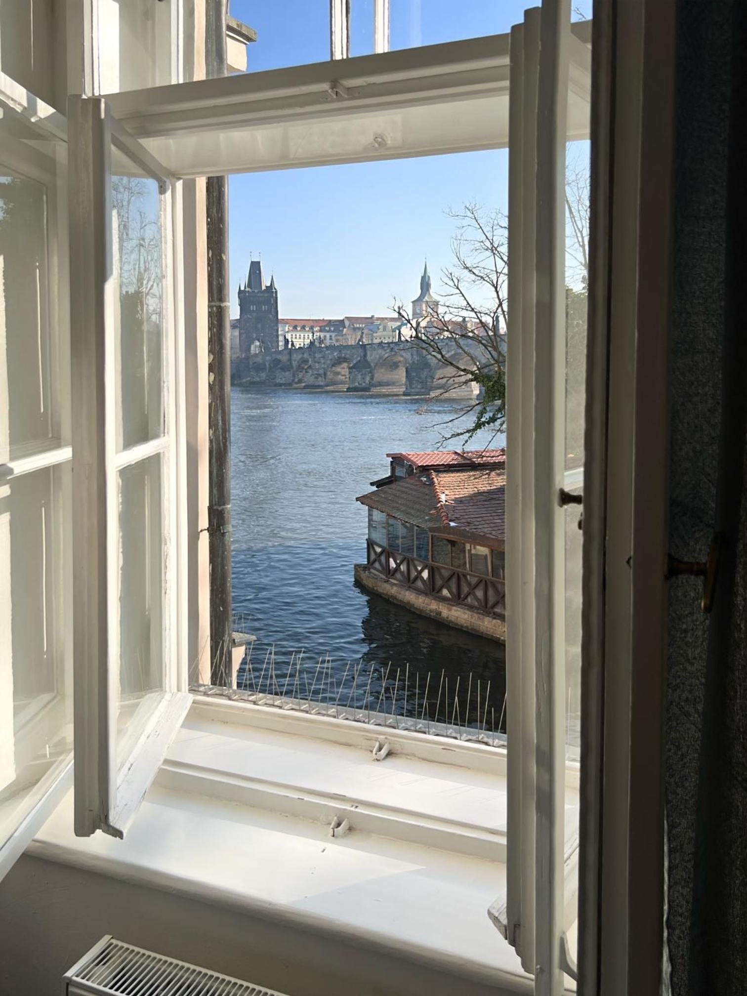 Residence Charles Bridge
