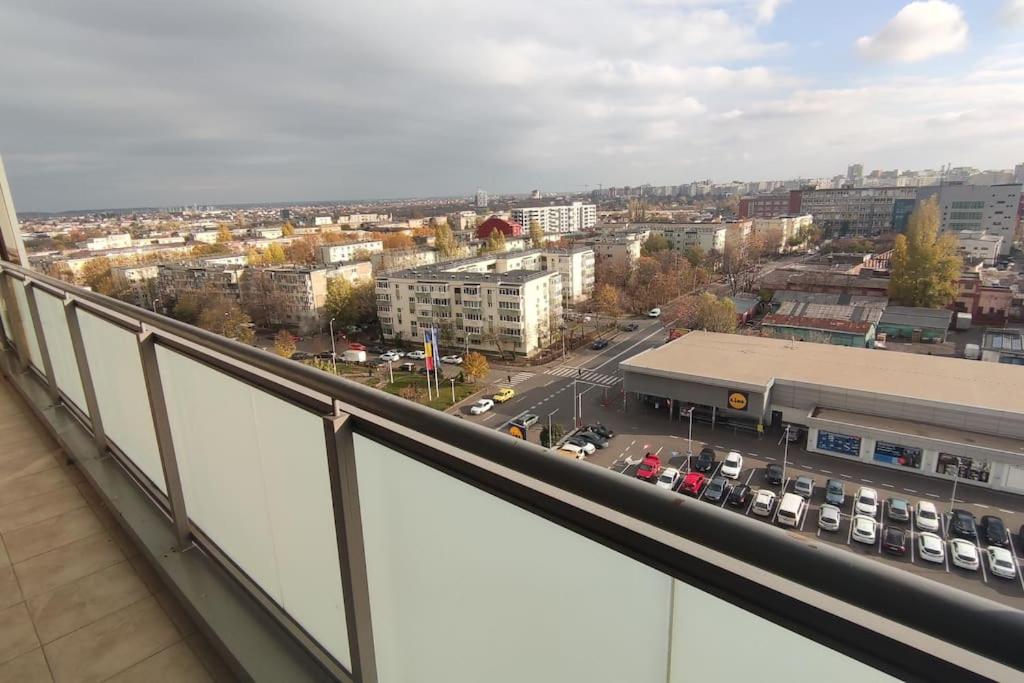 Luxury plaza complex apartments