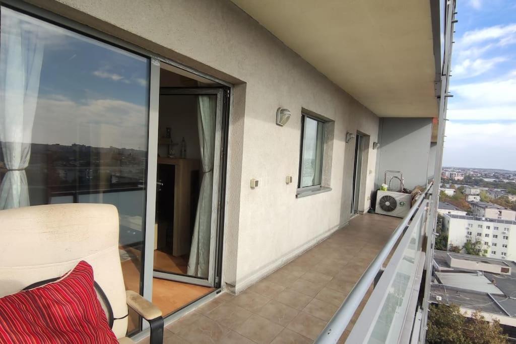 Luxury plaza complex apartments