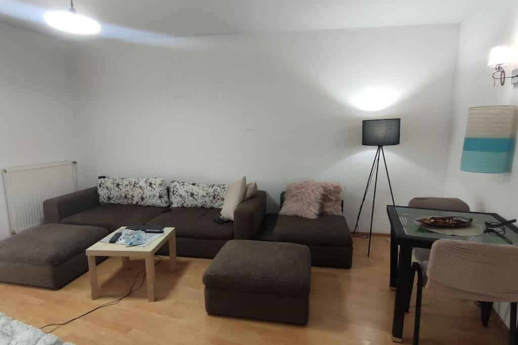 Luxury plaza complex apartments