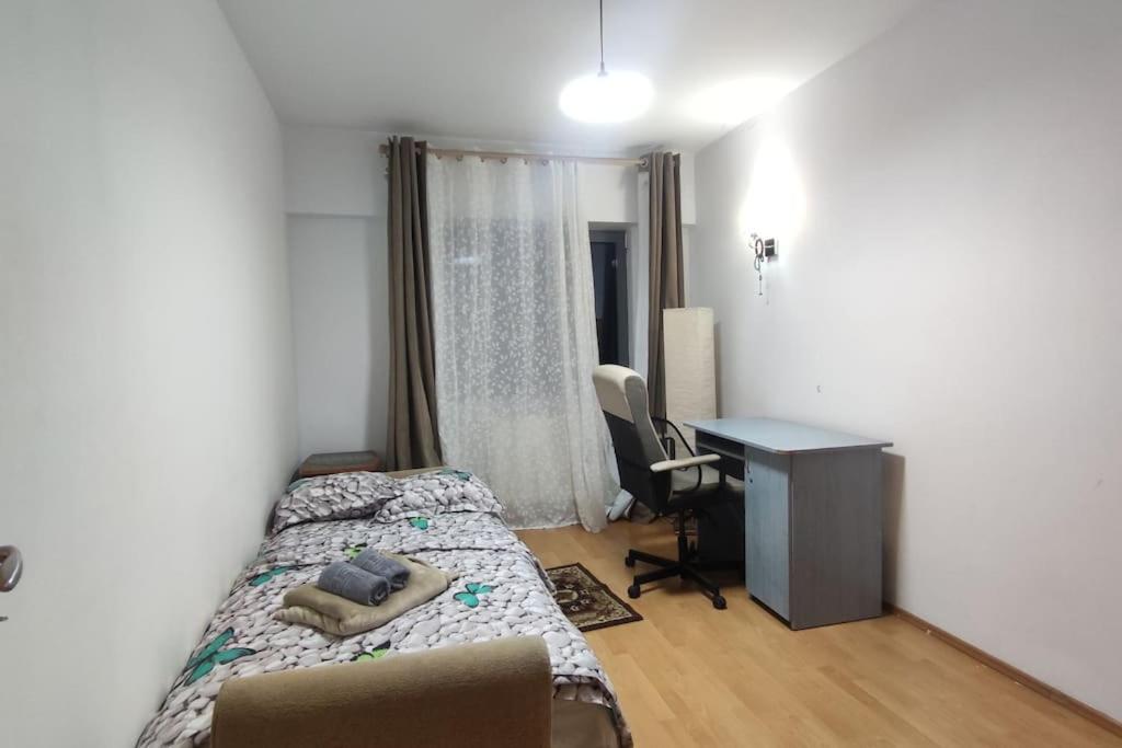 Luxury plaza complex apartments