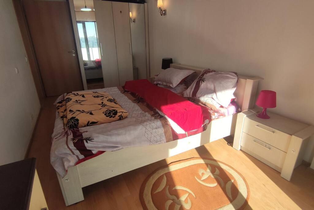 Luxury plaza complex apartments