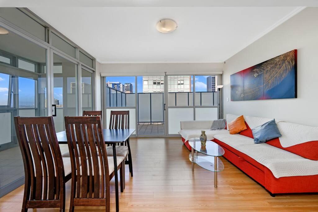 Sky View 2B1B@burwood