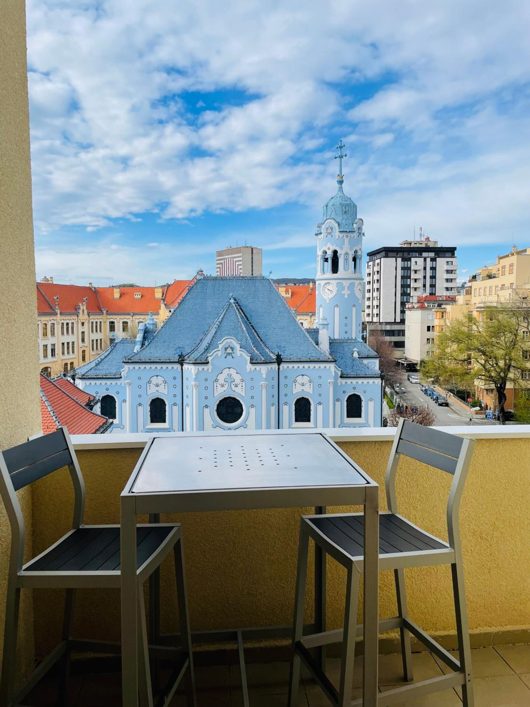 Blue Church views Bezrucova - 3 bedrooms sleeps 6 view 3