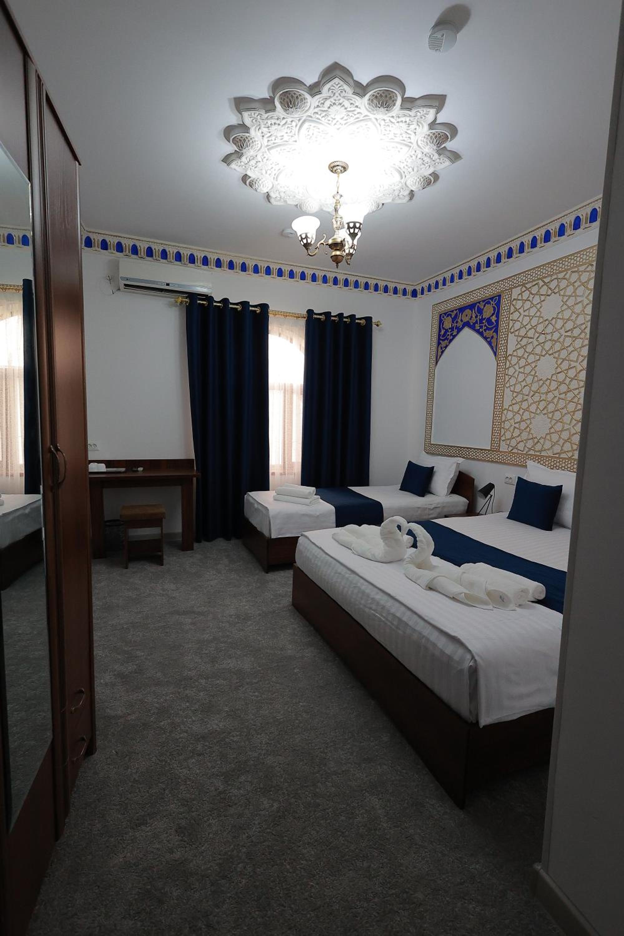 Jahangir Boutique Bukhara