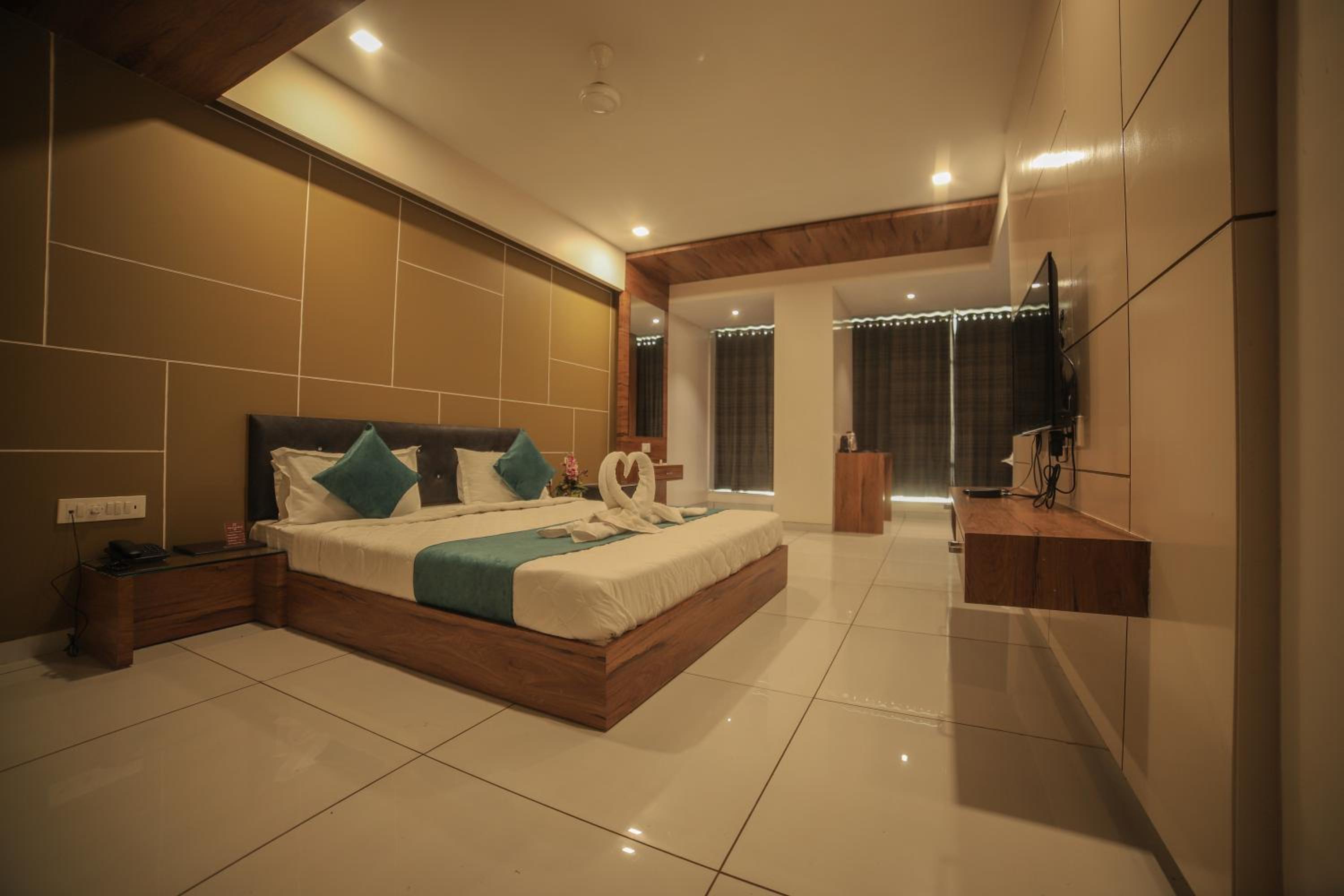HOTEL CARREFOUR