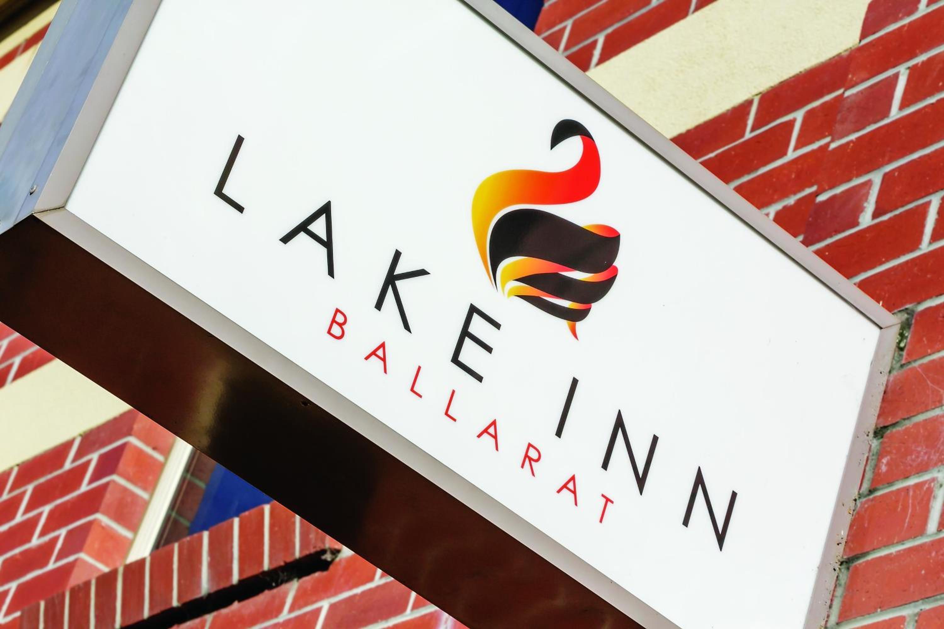Ballarat Vacations - Lake Inn - Ballarat - Property Image 4