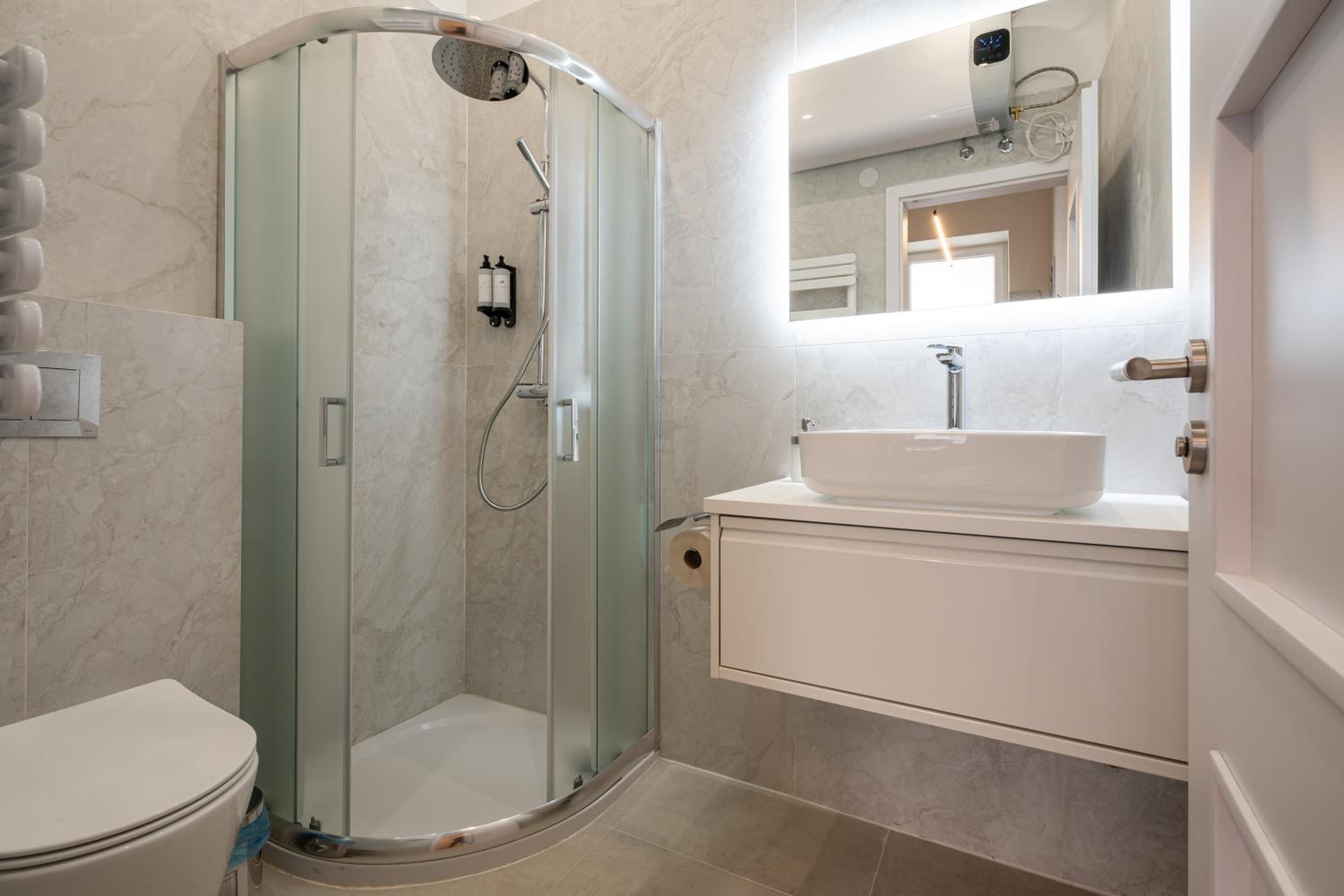 D54 Boutique Apartments Best location by BQA view 3