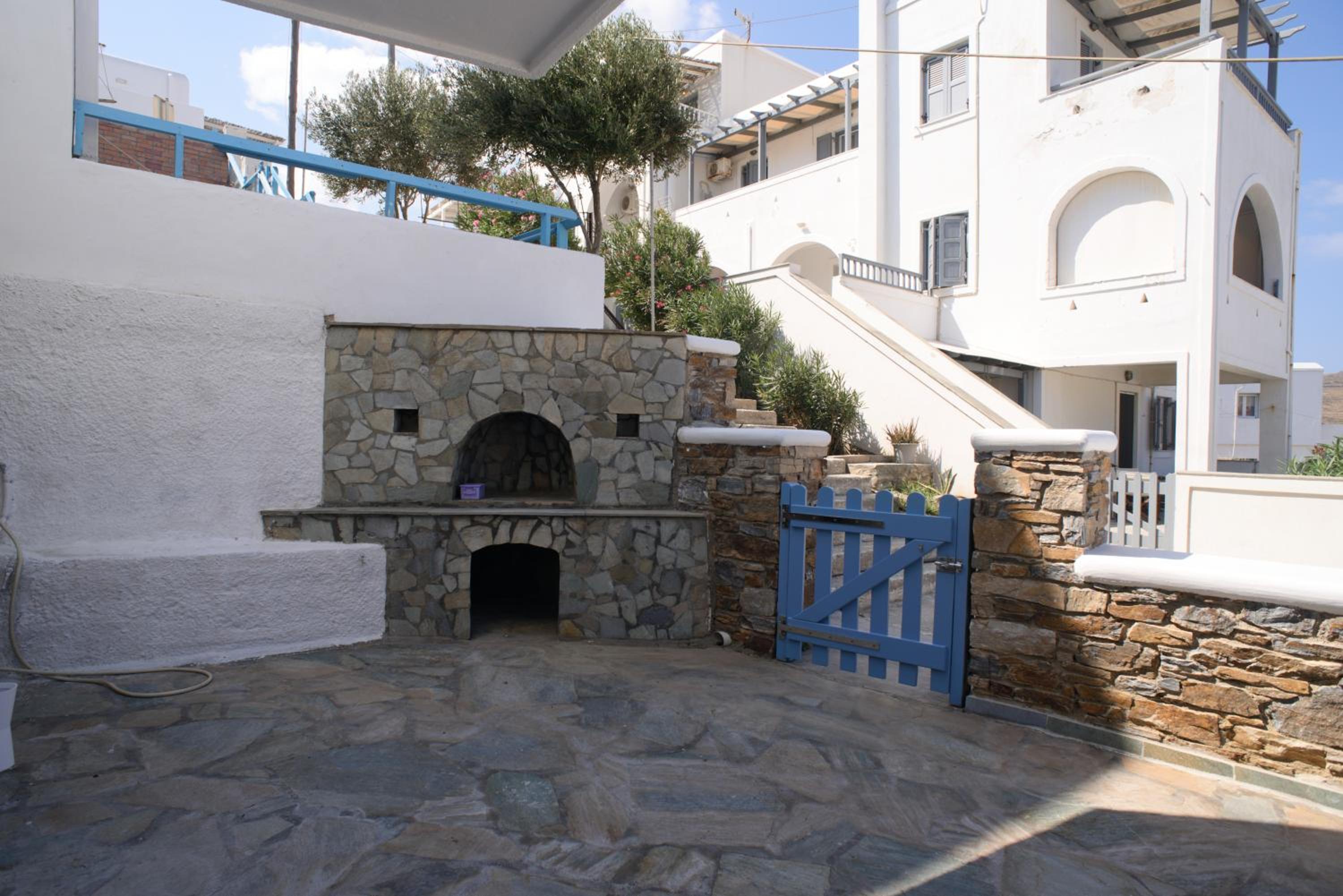 Onar Loutra, Kythnos view 3