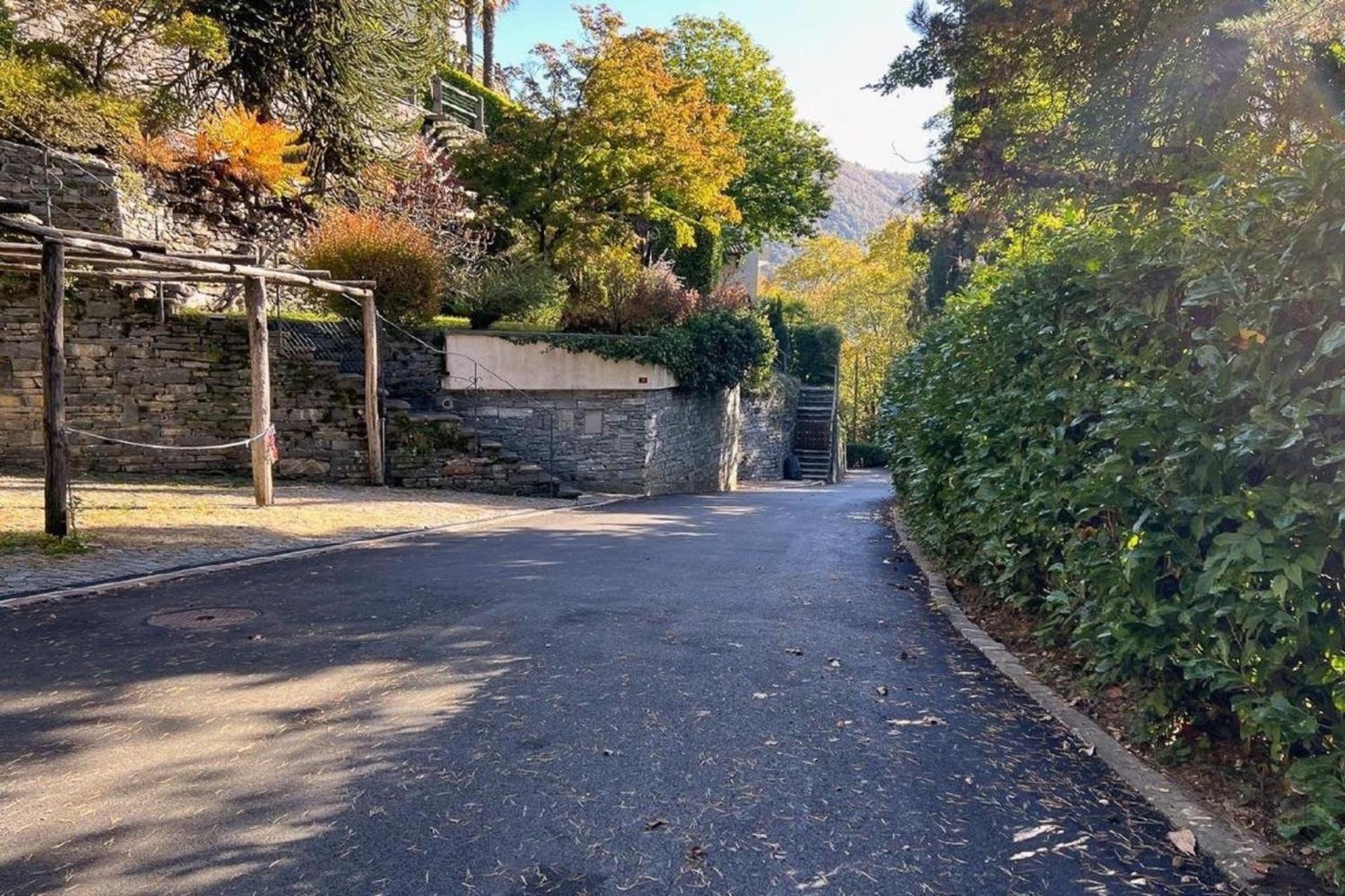 Freistehendes Chalet mit Pool und Garten
