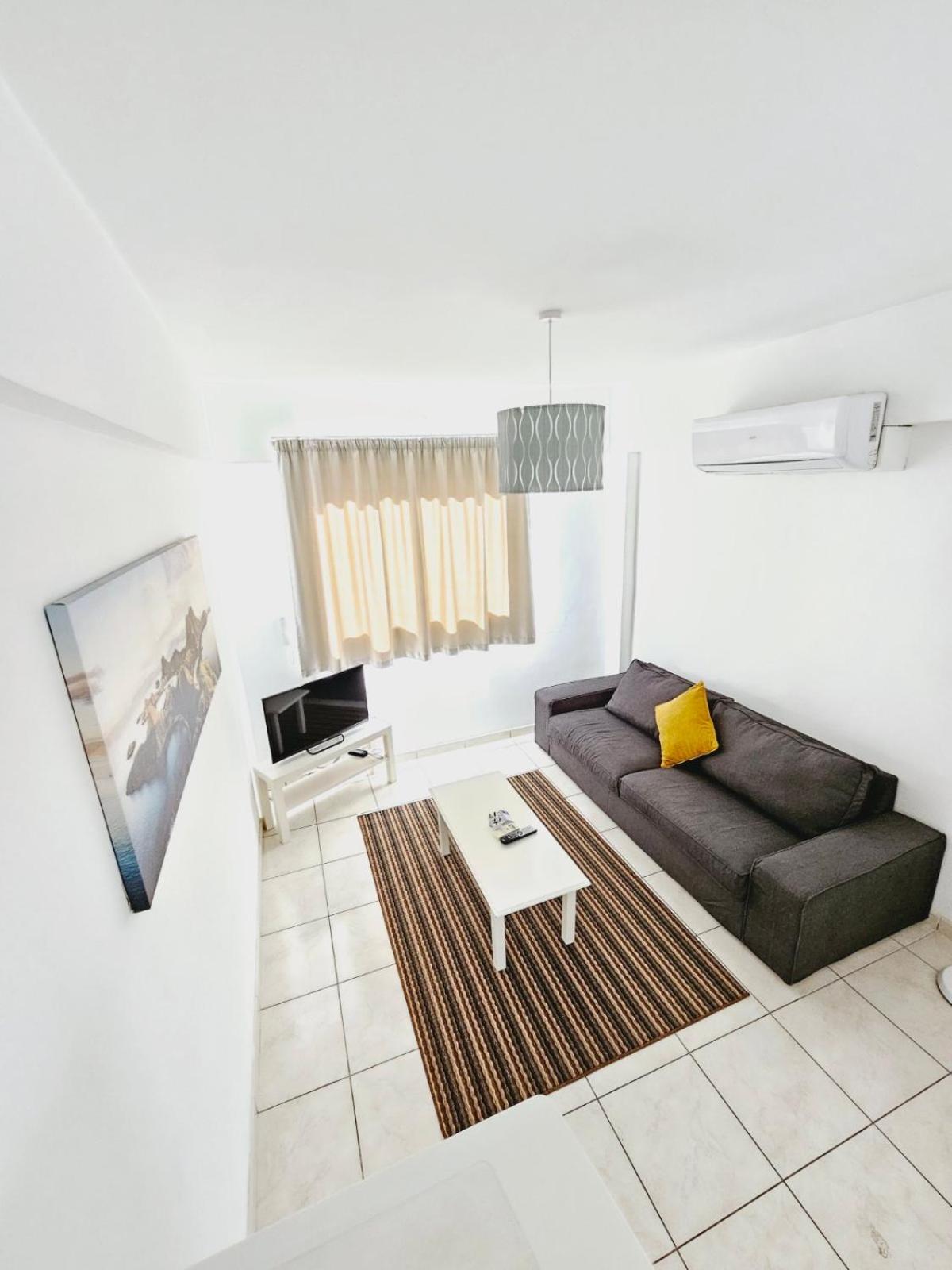 Stephanie City Apartments