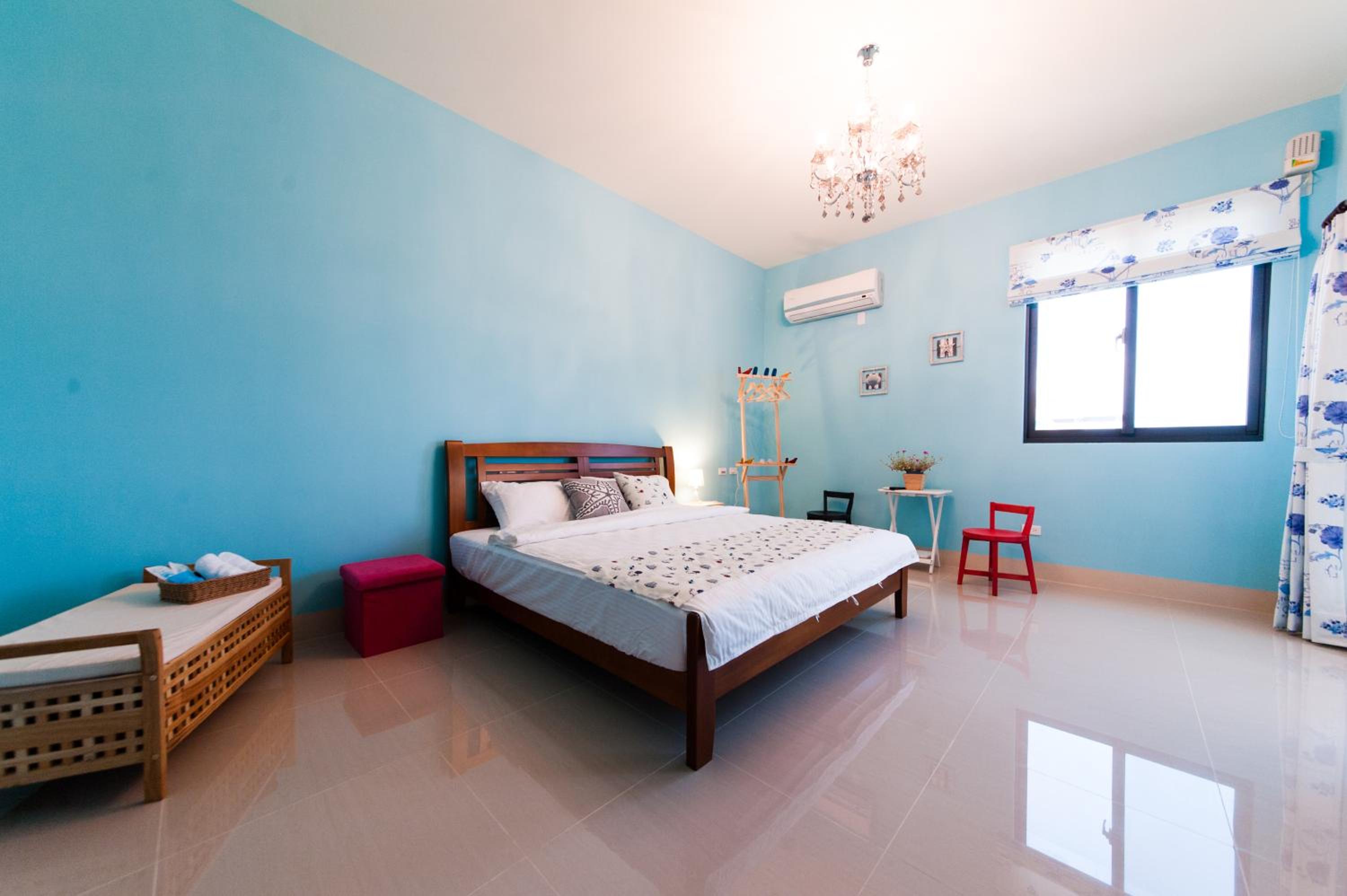 EZE Homestay