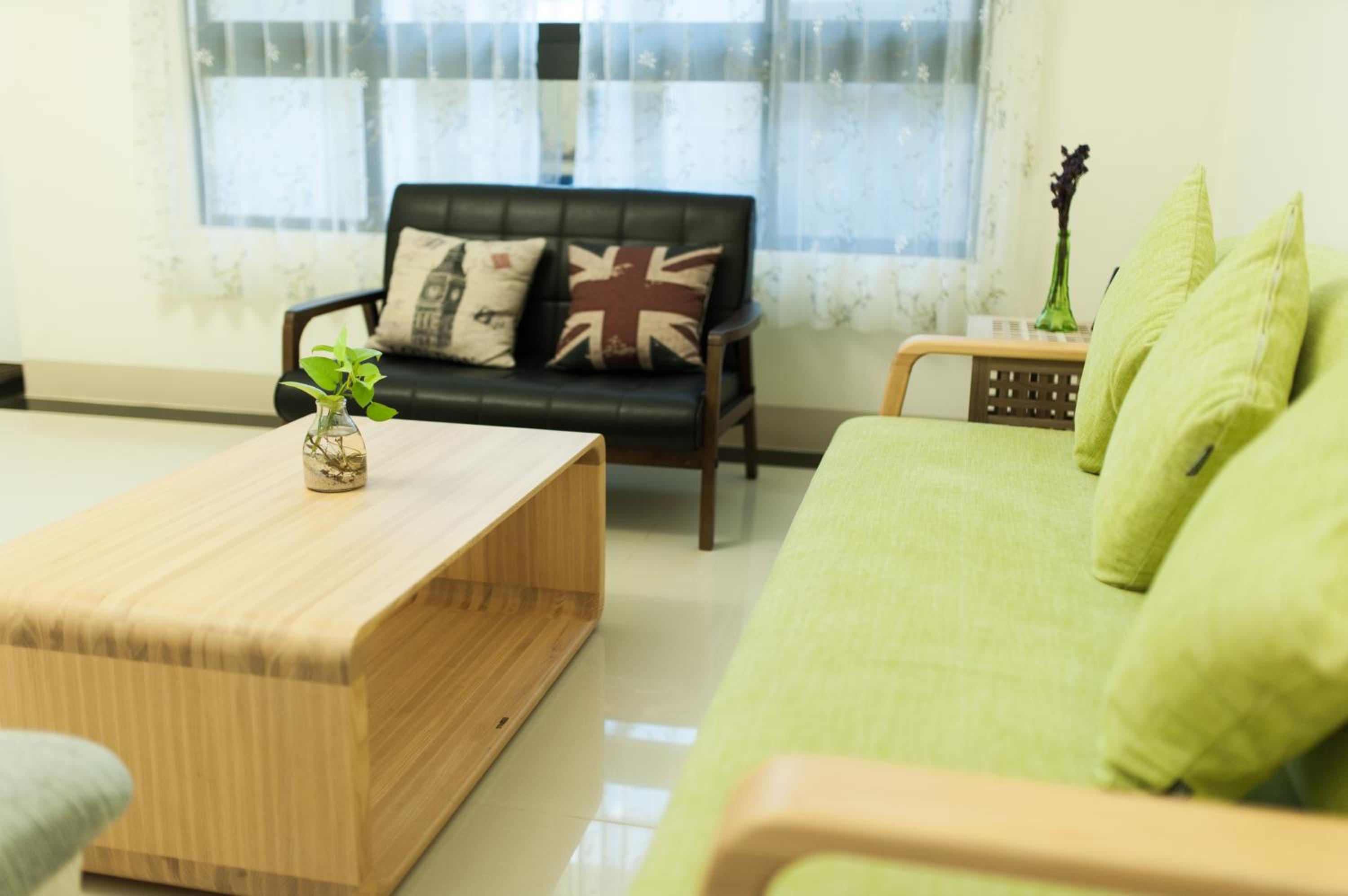 EZE Homestay