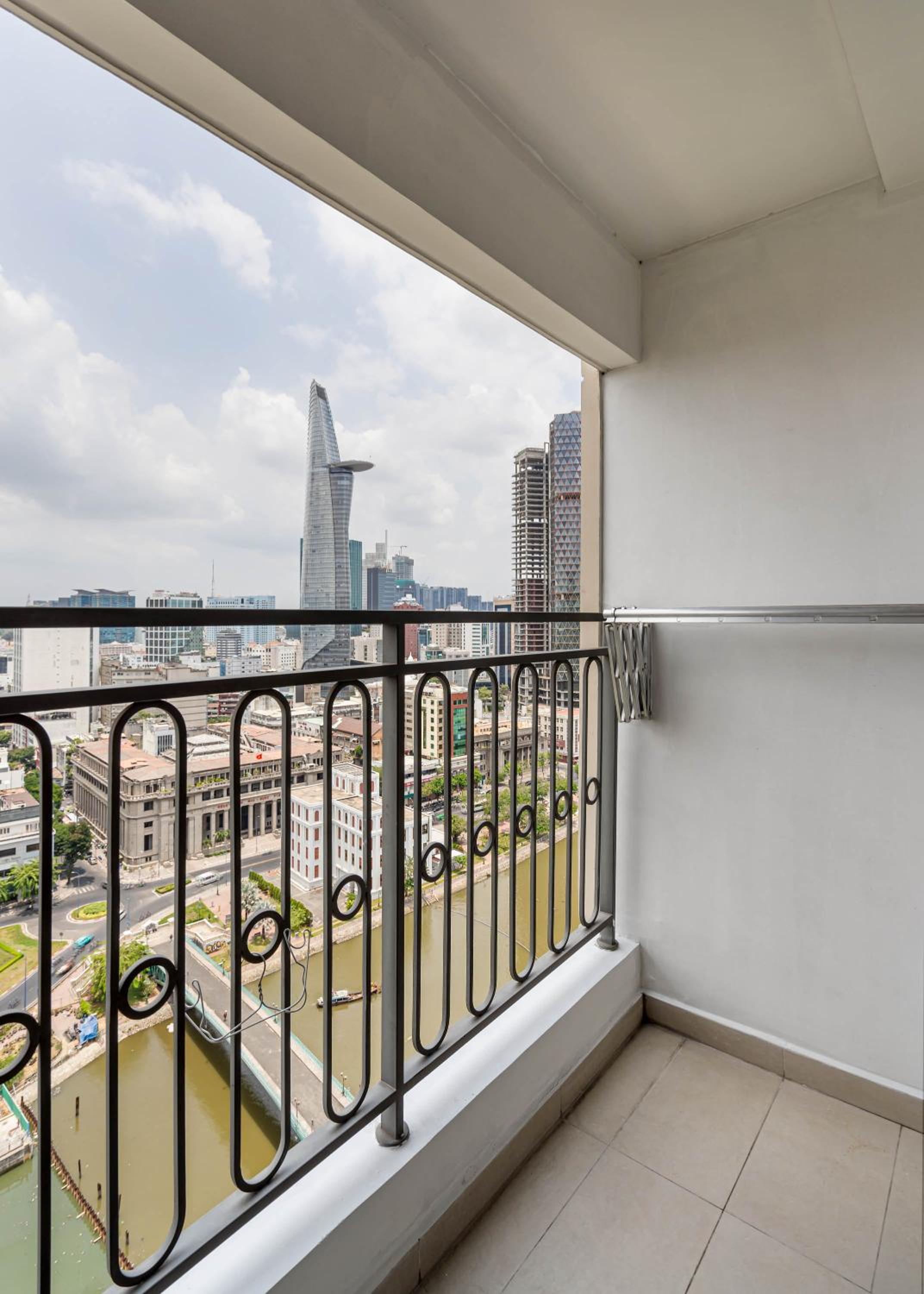 Melody Apartment - SAIGON ROYAL Building